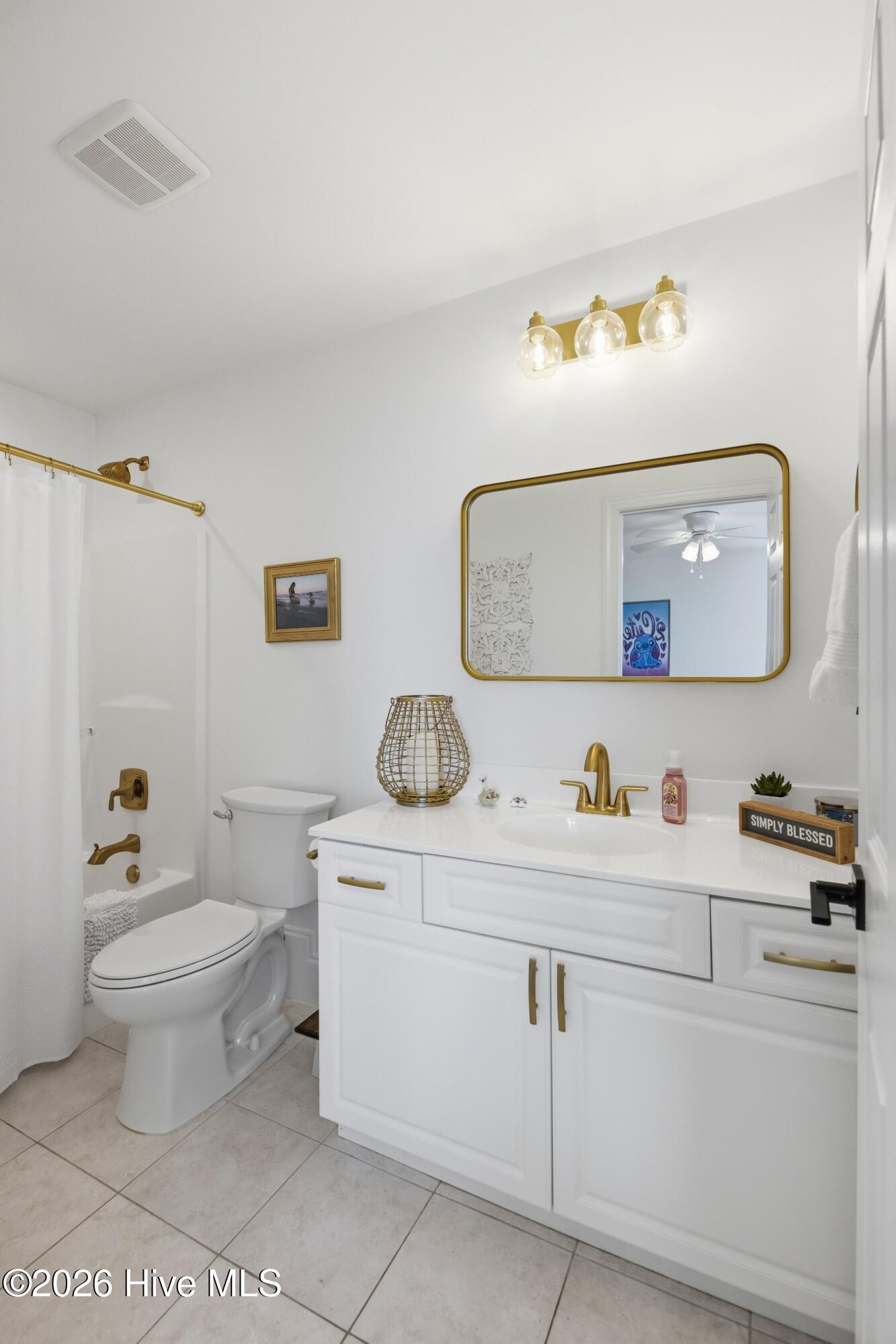 100564034 | Photo 39