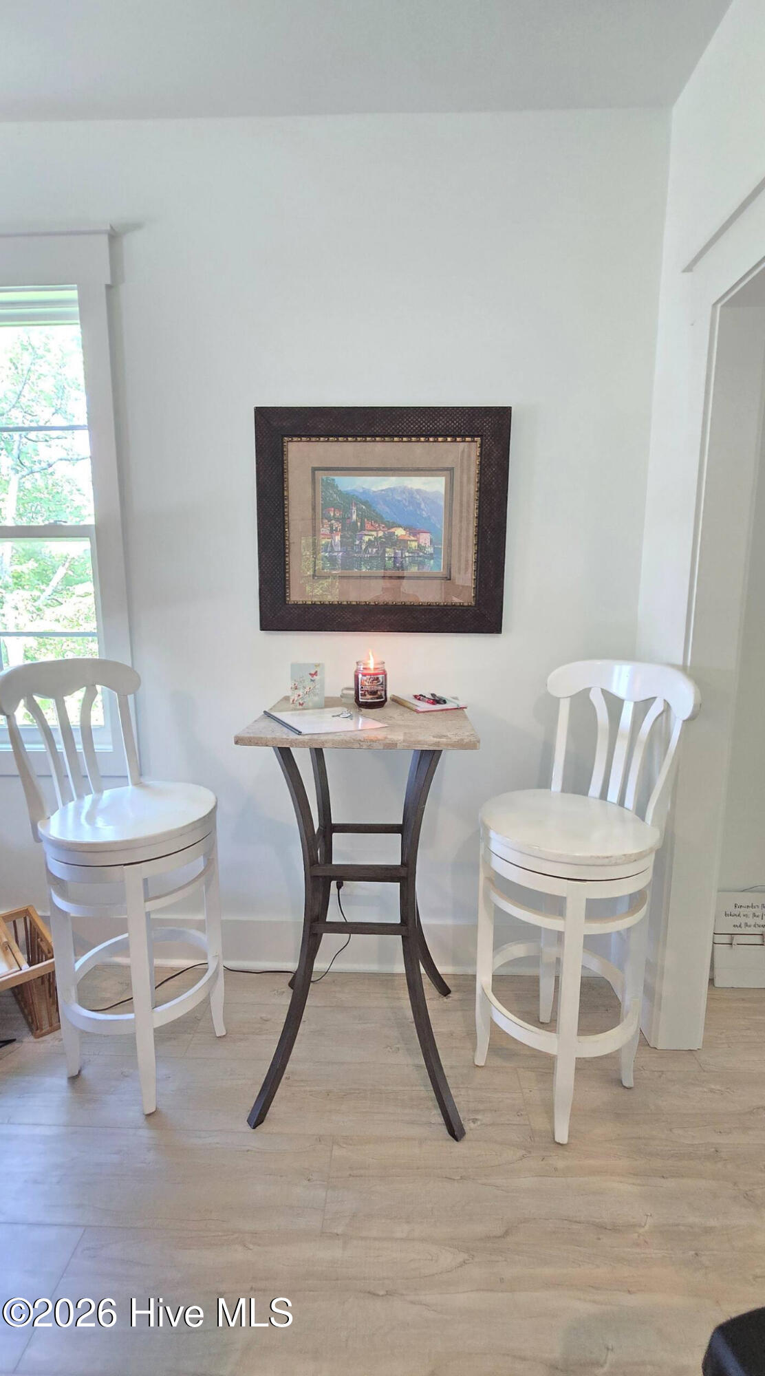 100547303 | Photo 46