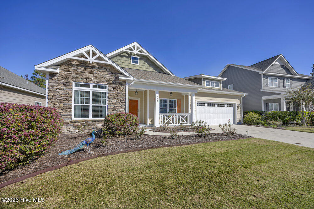 100548835 | Photo 30