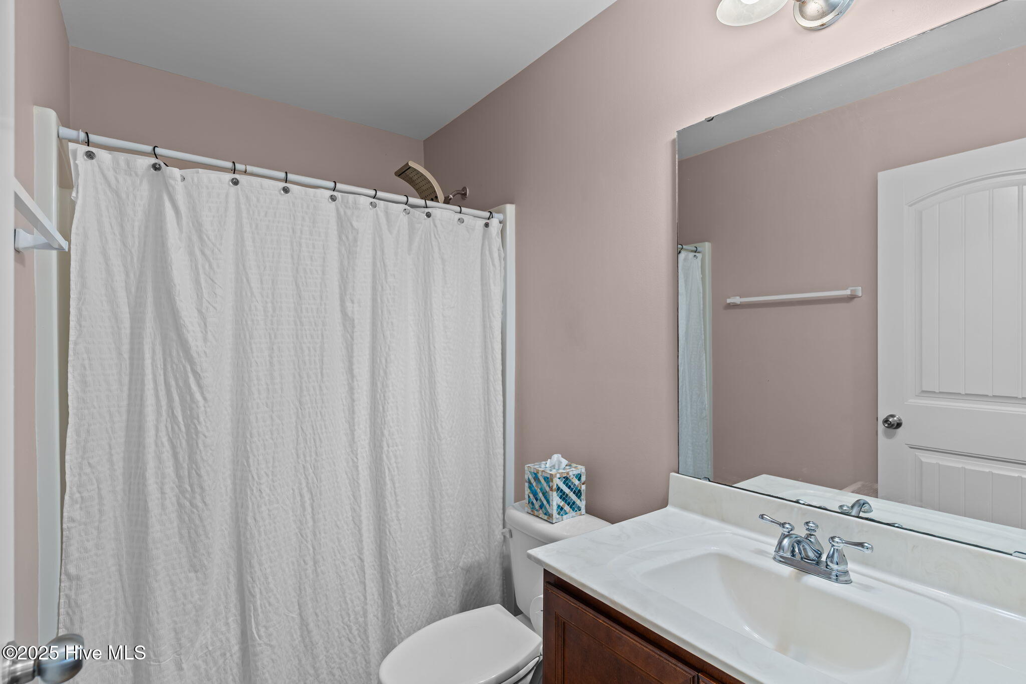 100537762 | Photo 25