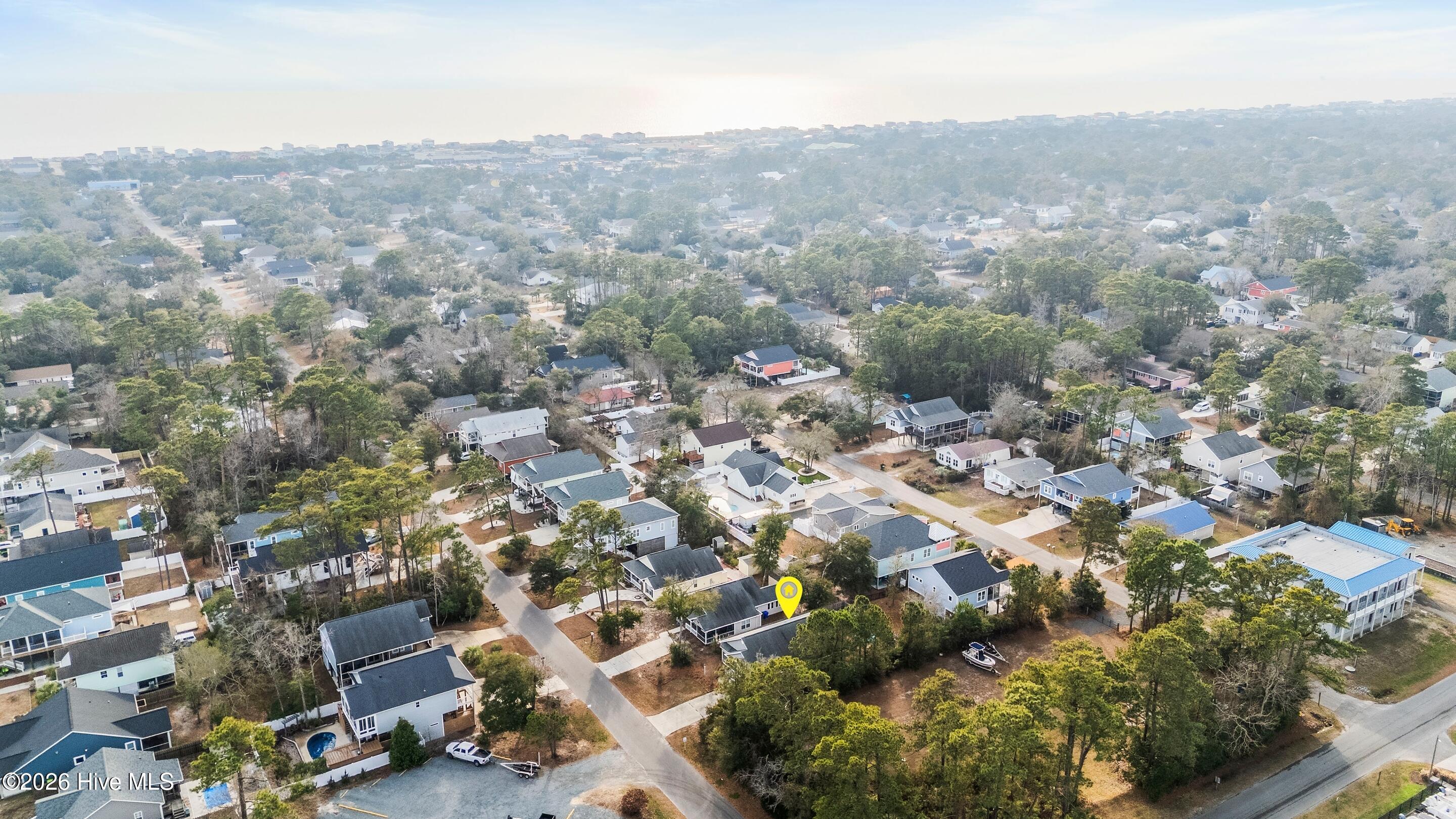 100548789 | Photo 53