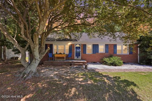 Featured listings Featured listings