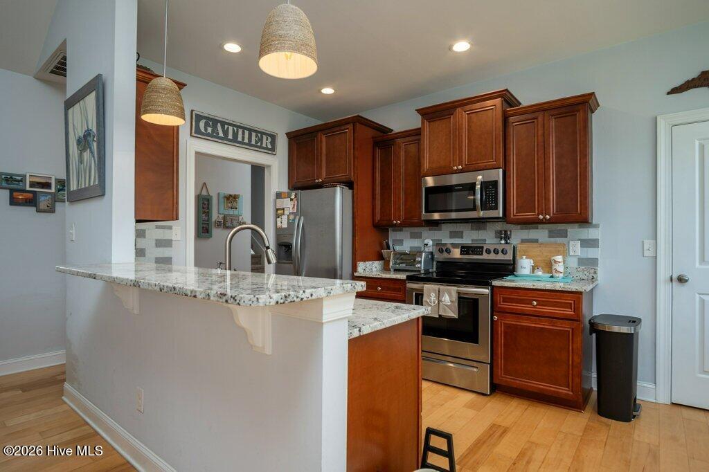 100569625 | Photo 19