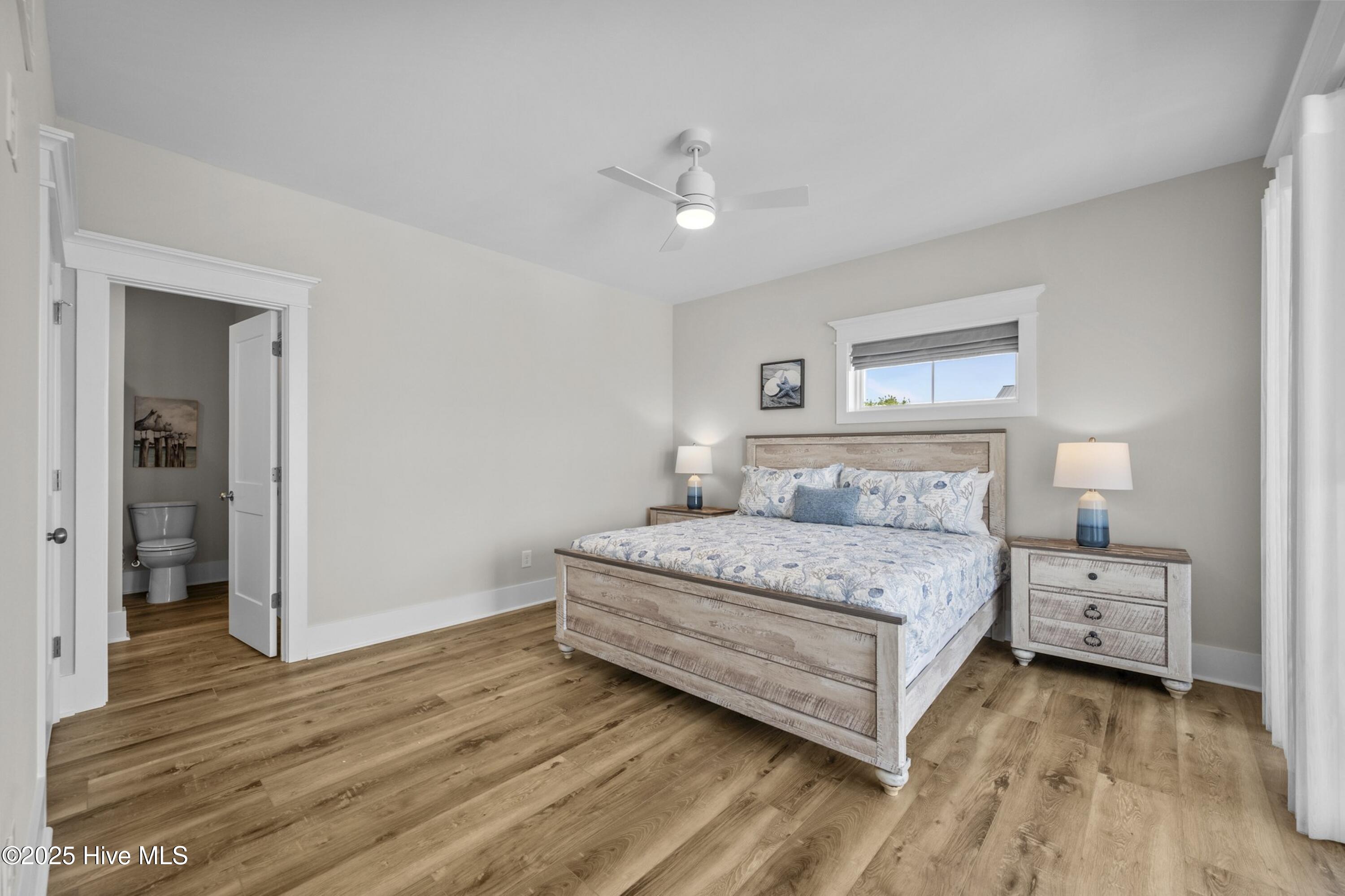 100510701 | Photo 31