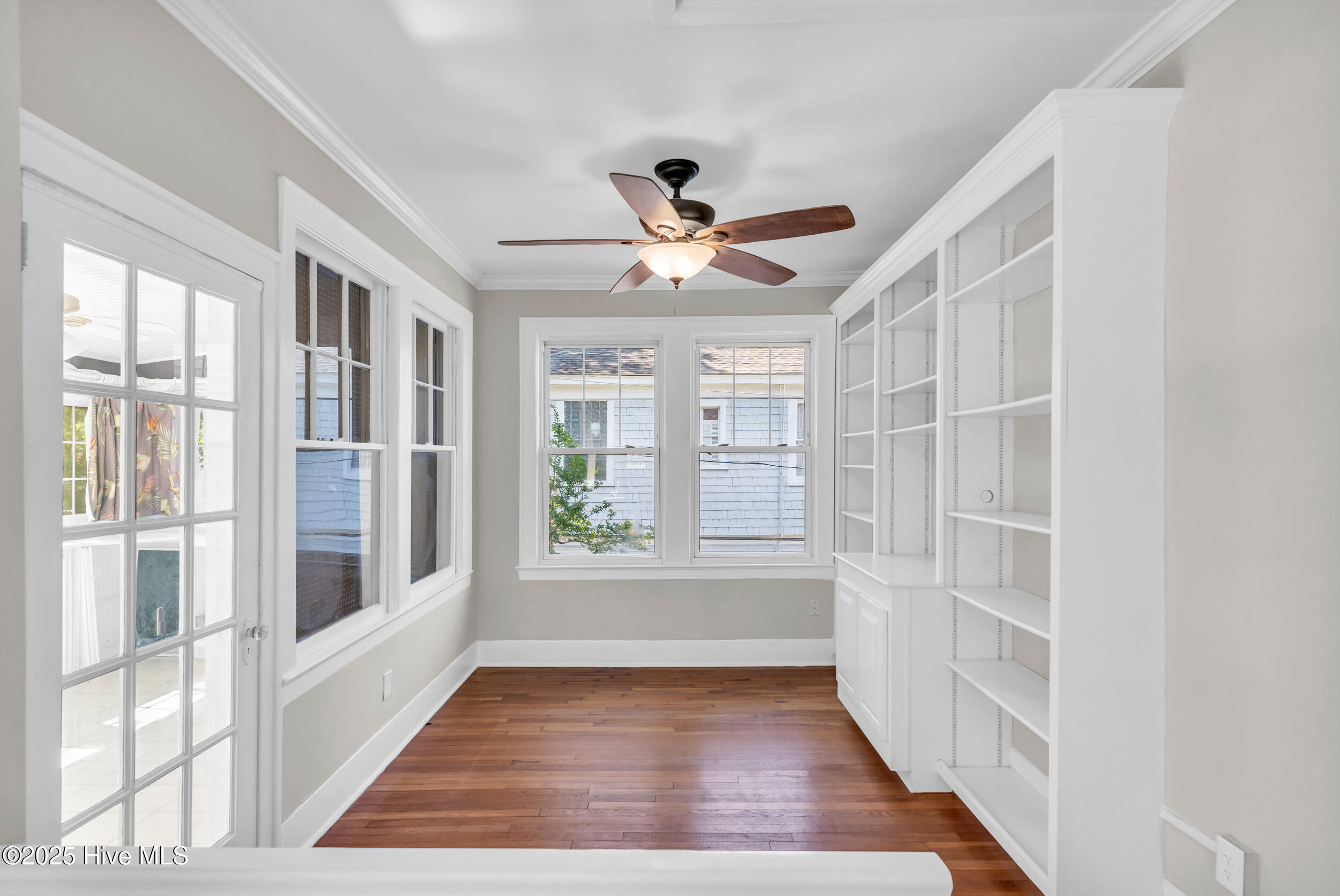 100514178 | Photo 33