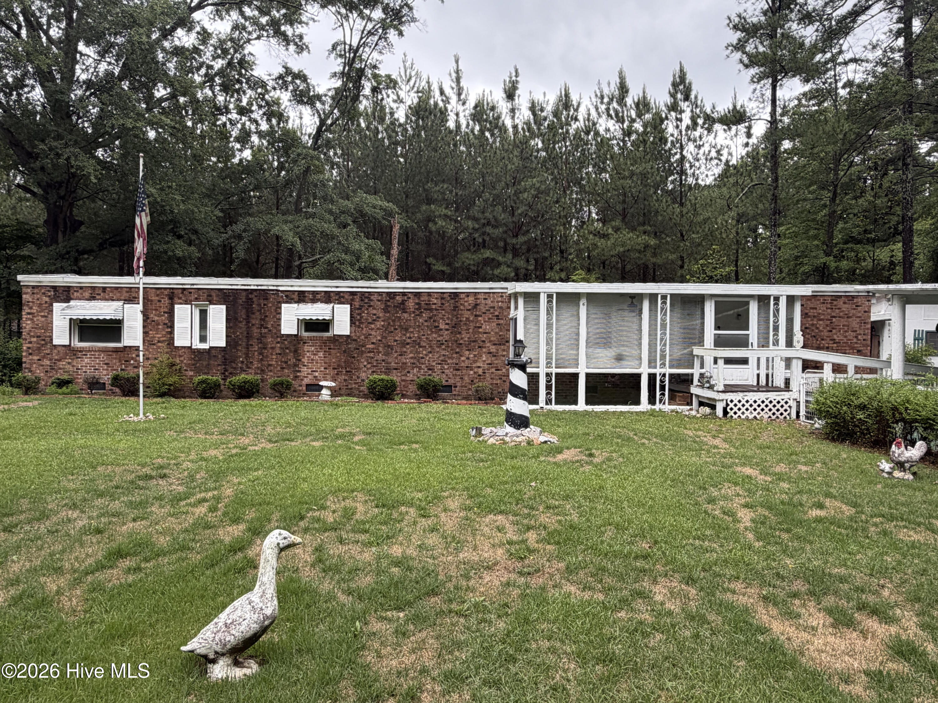 402 Pelletier Street, La Grange, NC 28551 Listing Photo  1