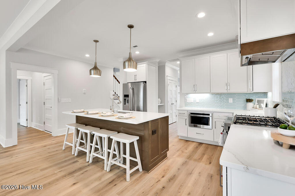 100557096 | Photo 25