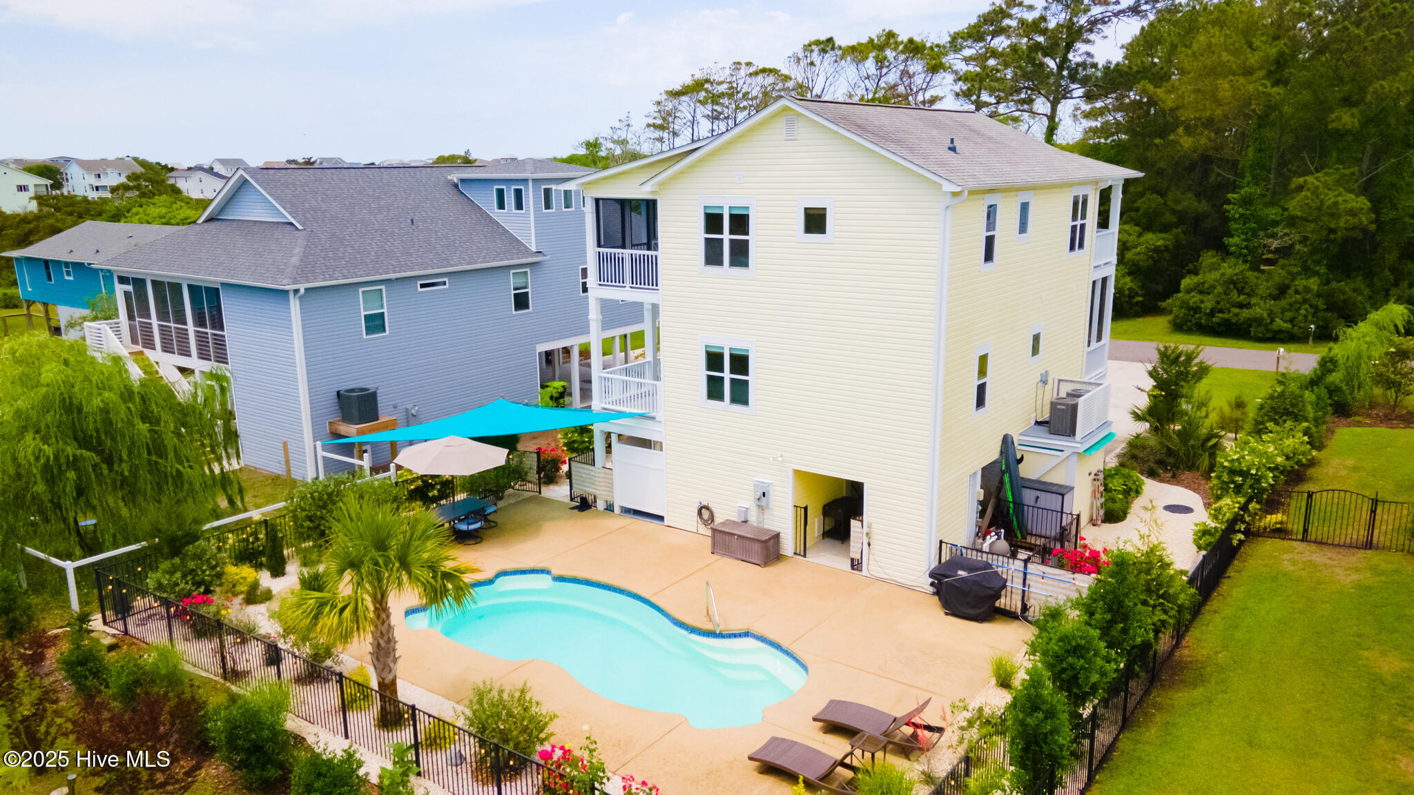 100507541 | Photo 26