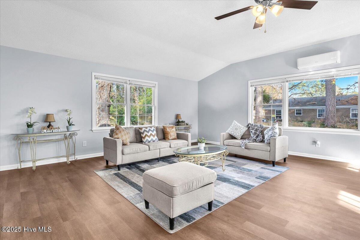 122 Carolina Circle, Jacksonville, NC, 28546