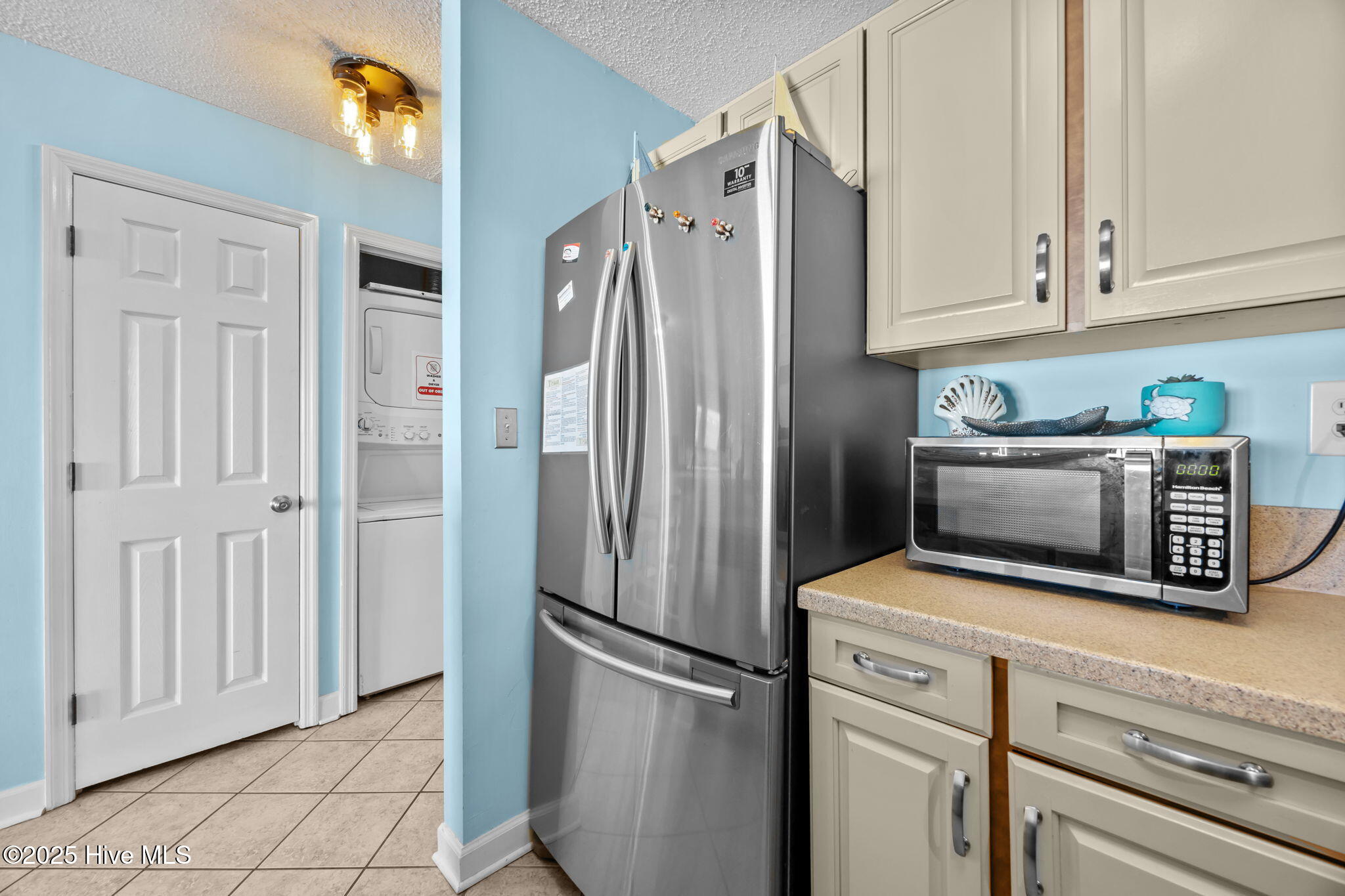 100529648 | Photo 21