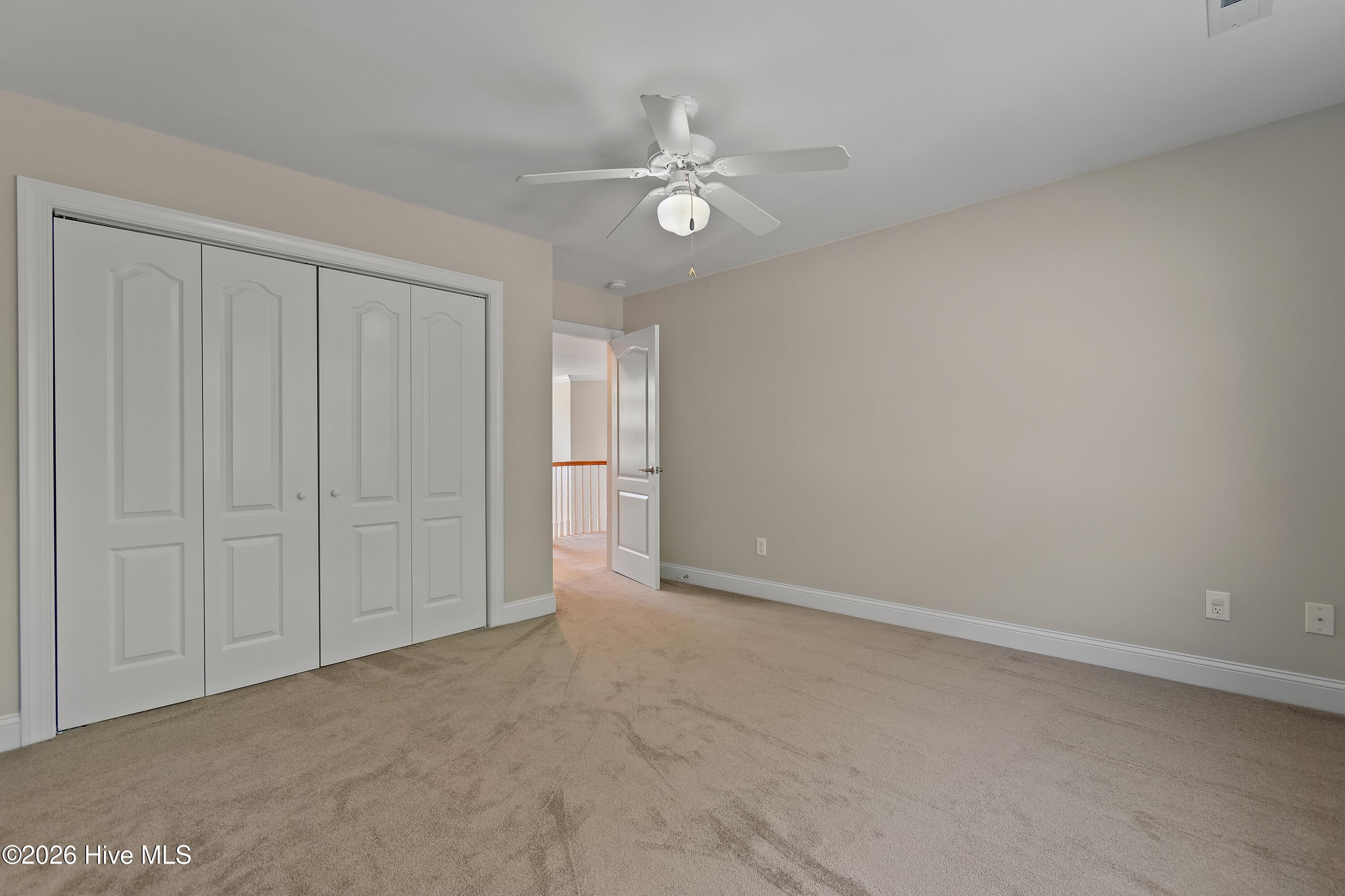 100568662 | Photo 36