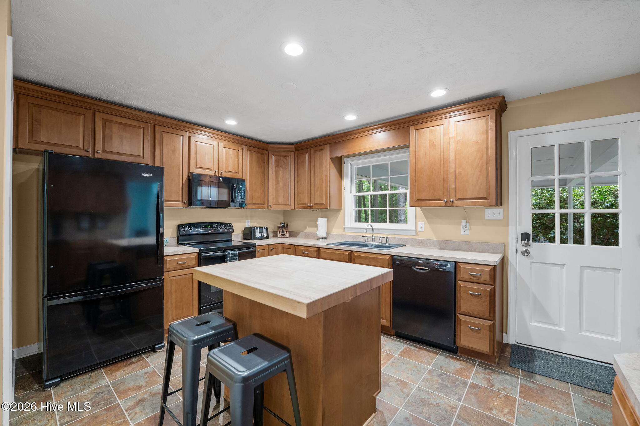 1123 N Fort Bragg Road, Southern Pines, NC, 28387