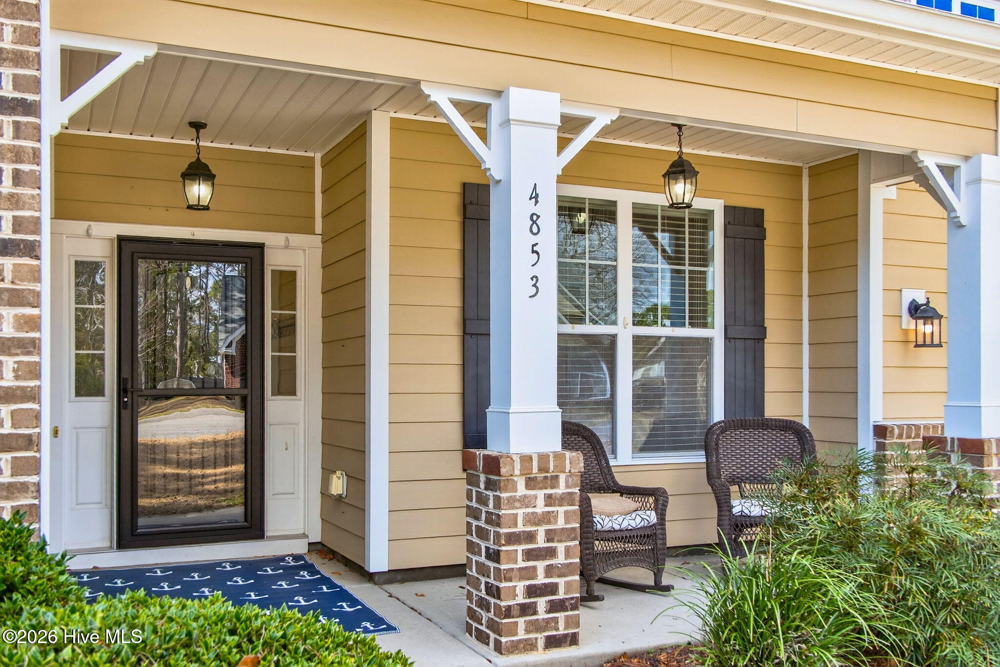 100558645 | Photo 30