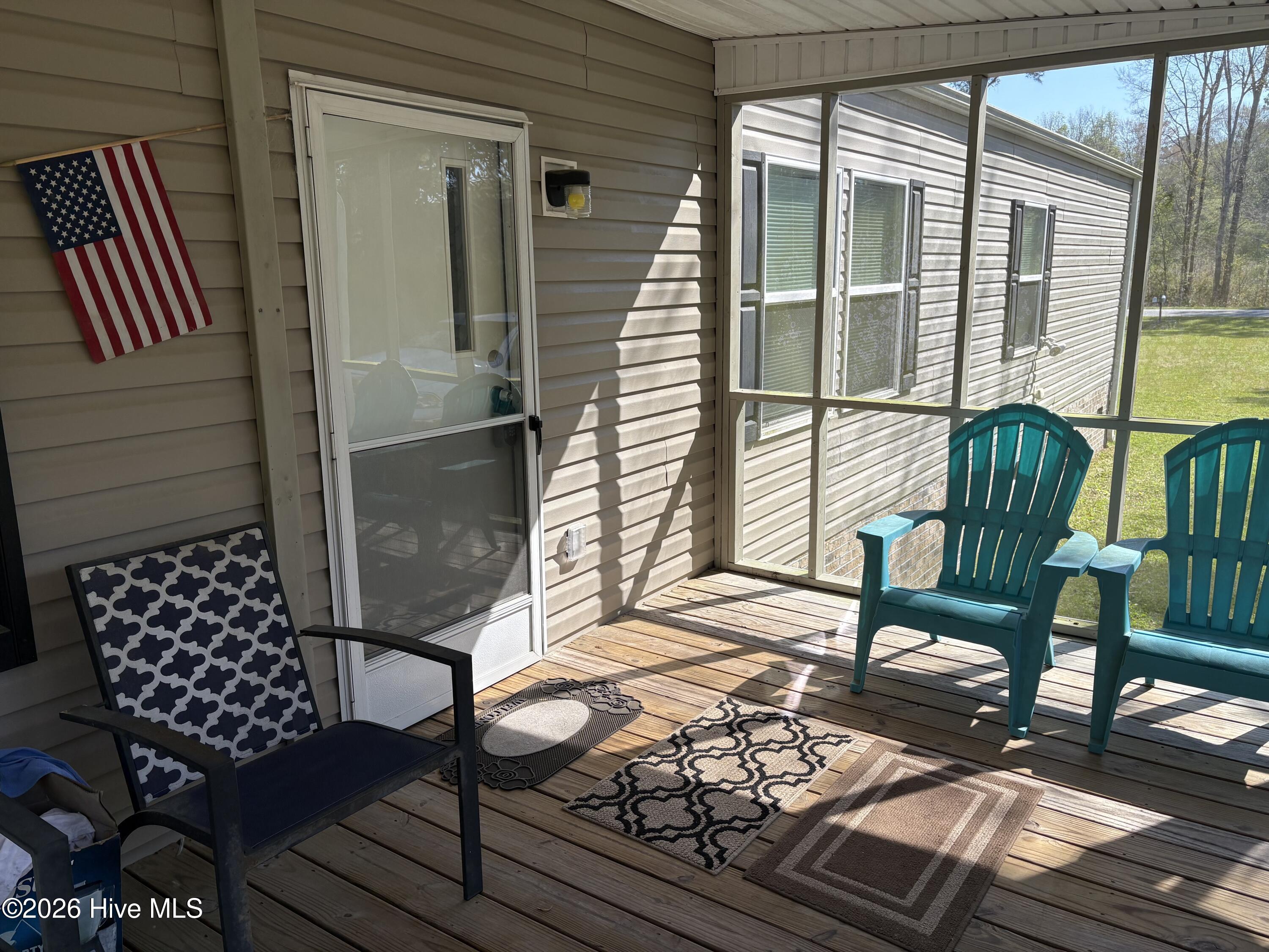 100563107 | Photo 13