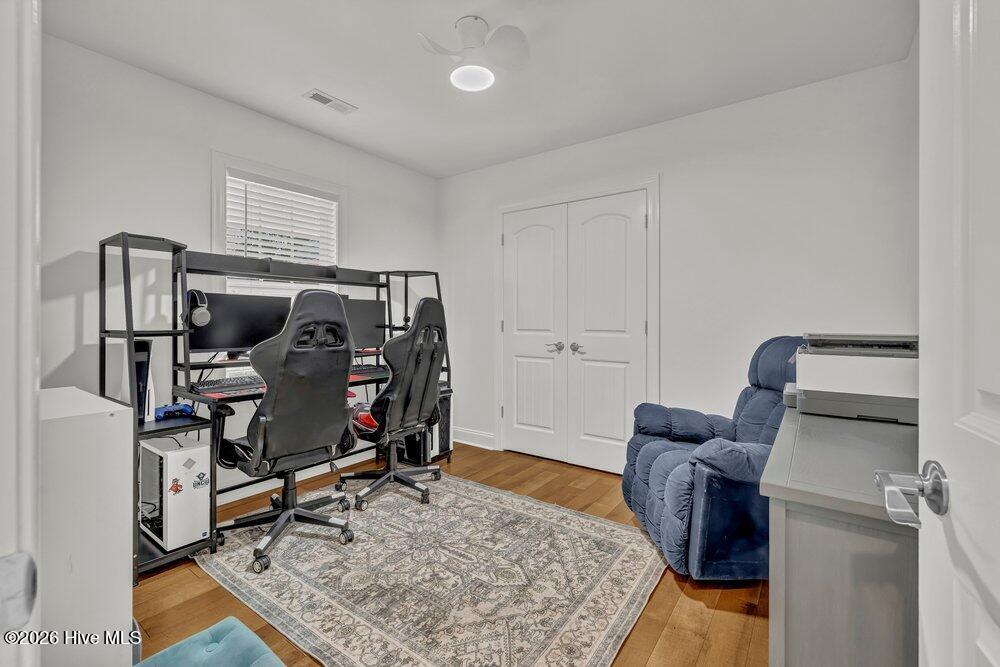 100558547 | Photo 36