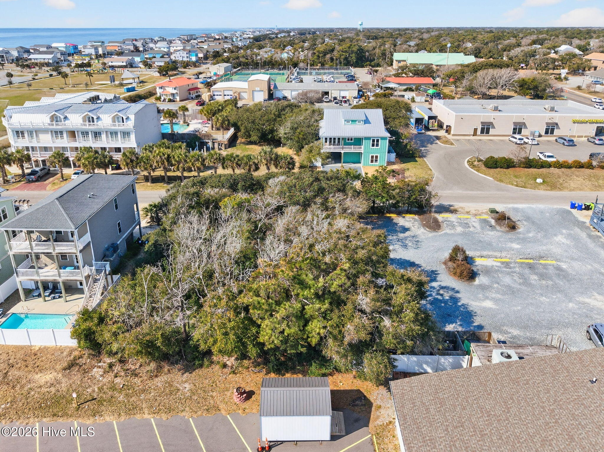 100553914 | Photo 17