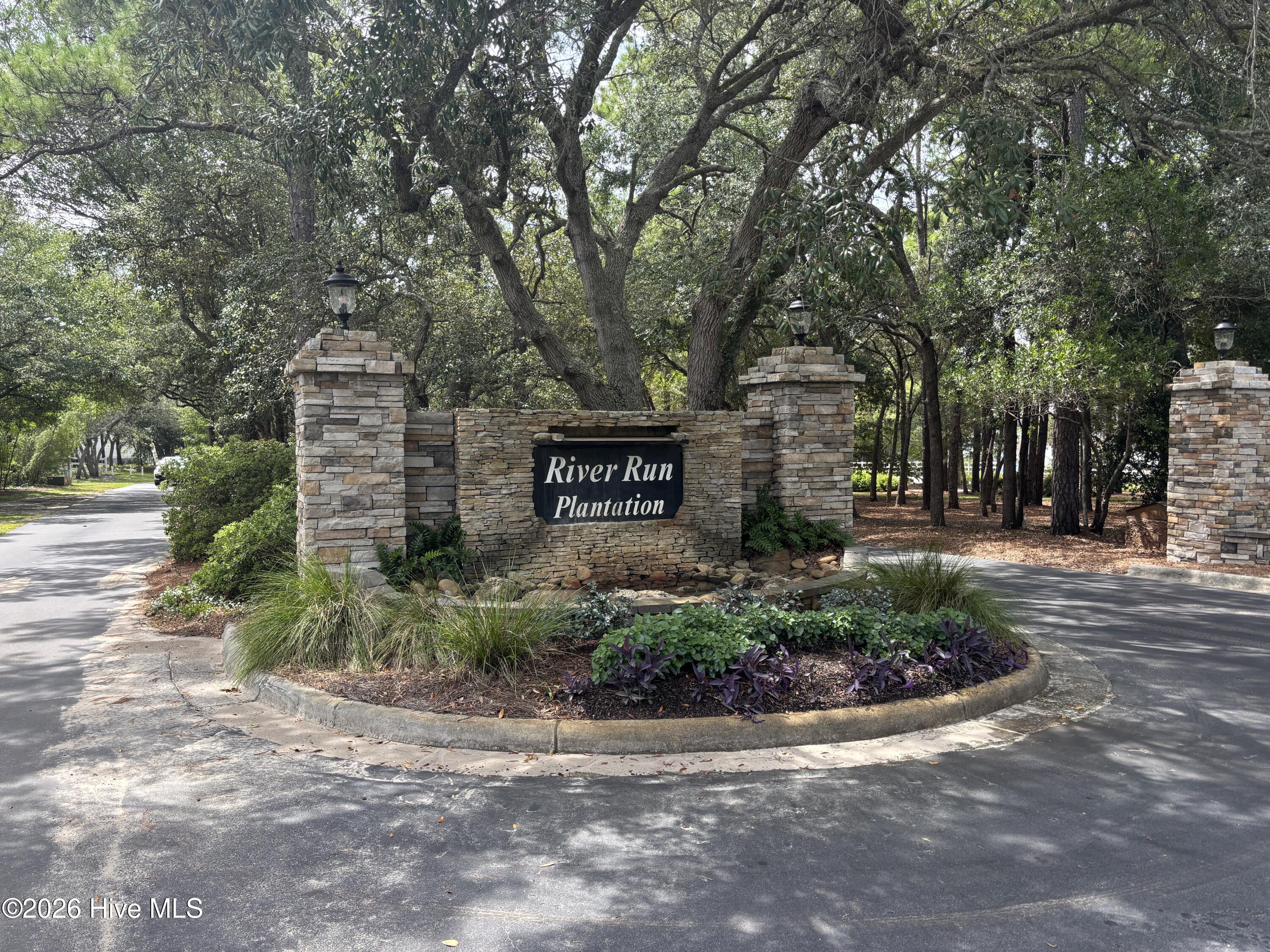 100562125 | Photo 16