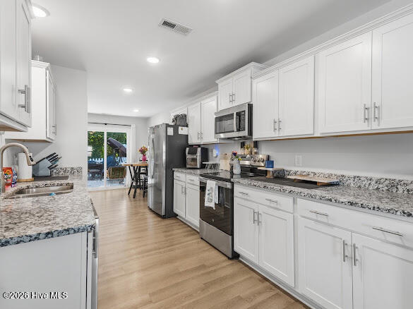 710 Discovery Cove,Newport