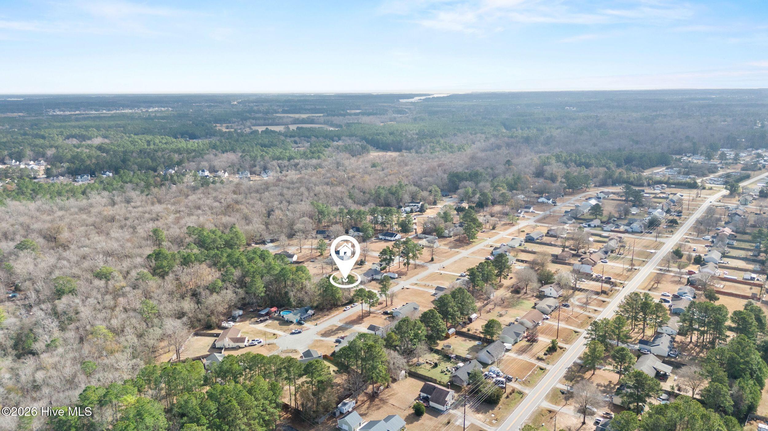 100547935 | Photo 23