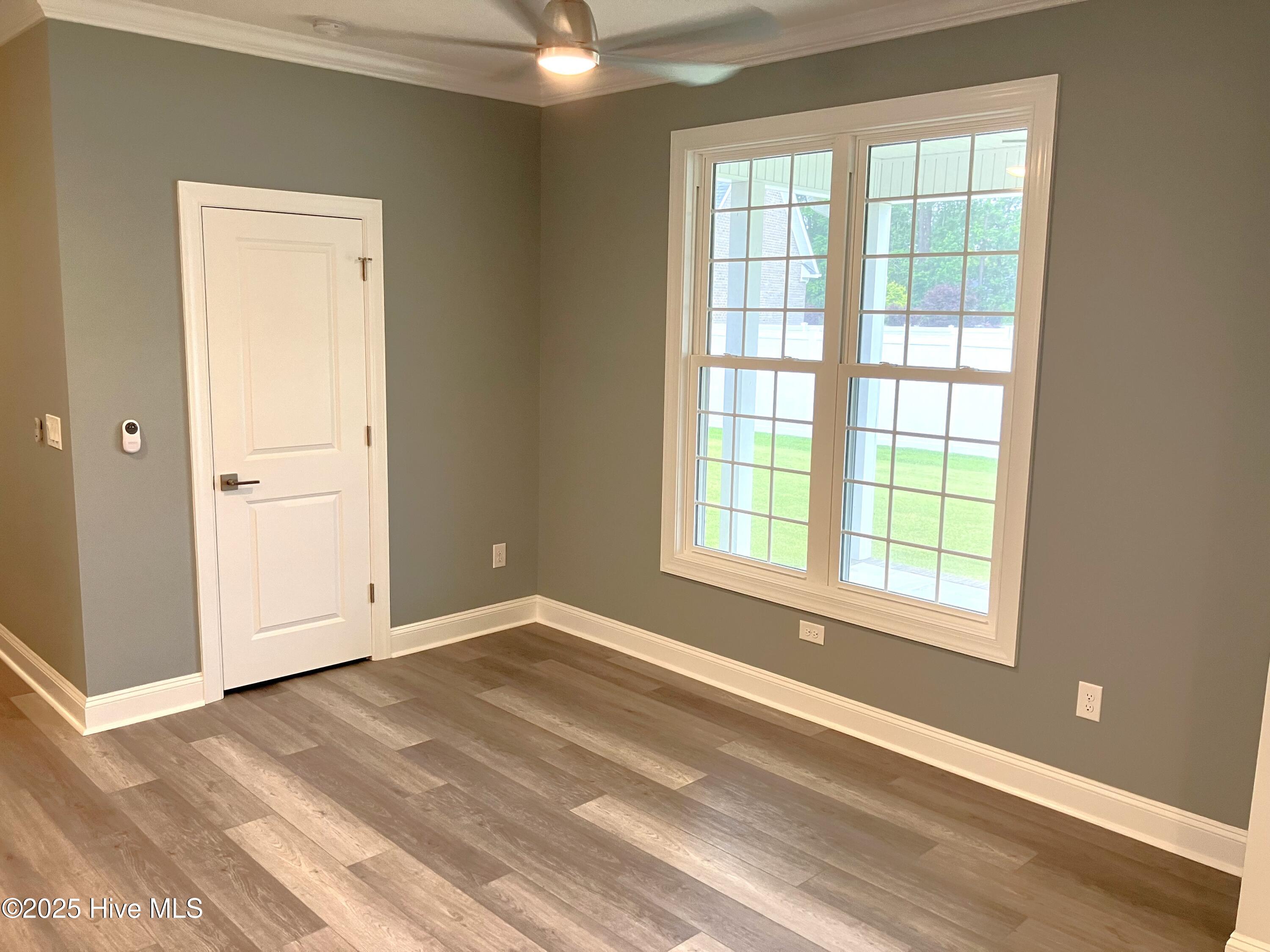 100514159 | Photo 14