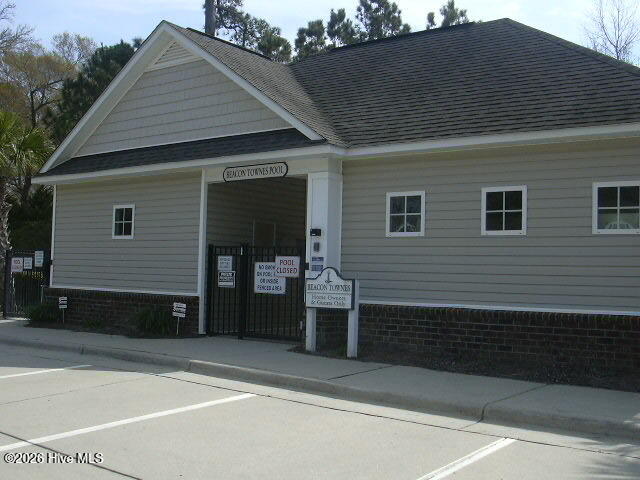 100560247 | Photo 23