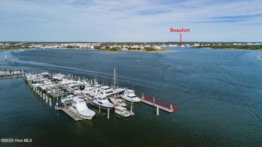 100 Olde Towne Yacht Club Road B19,Beaufort