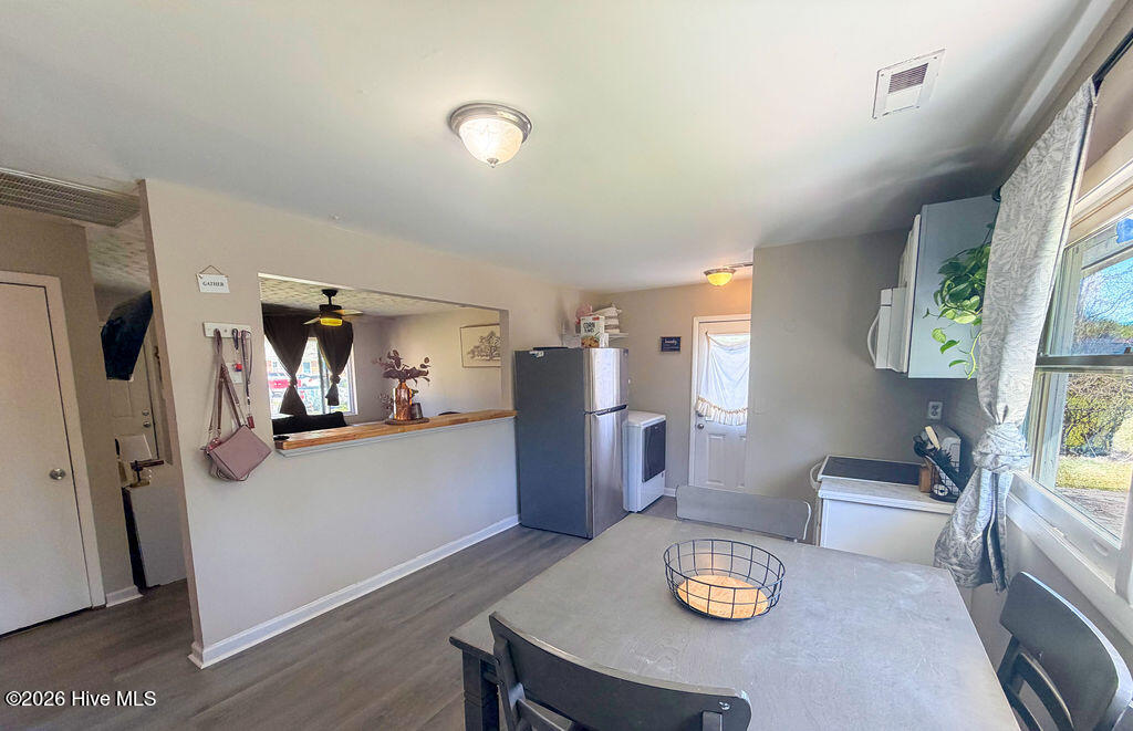 100560731 | Photo 10