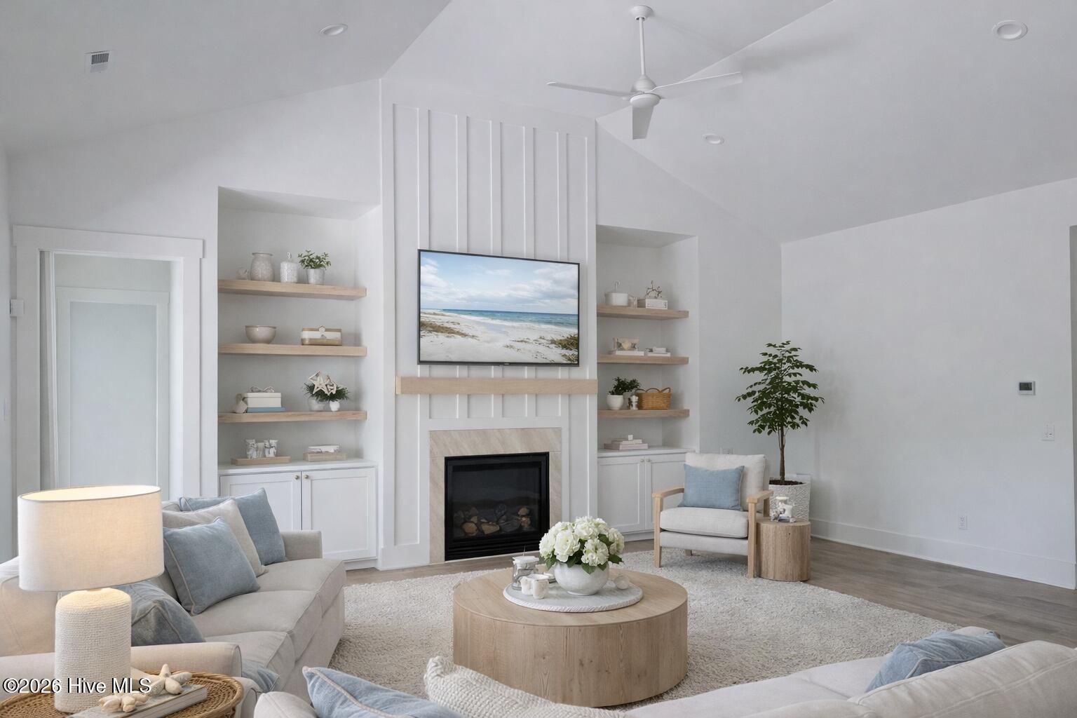 100543338 | Photo 10