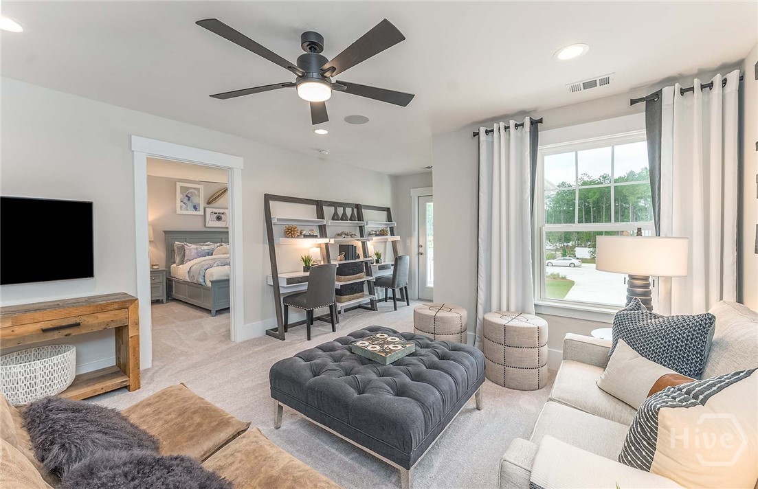 Pictures, photographs, colors, features, and sizes are for illustration purposes only and will vary from the homes as built.