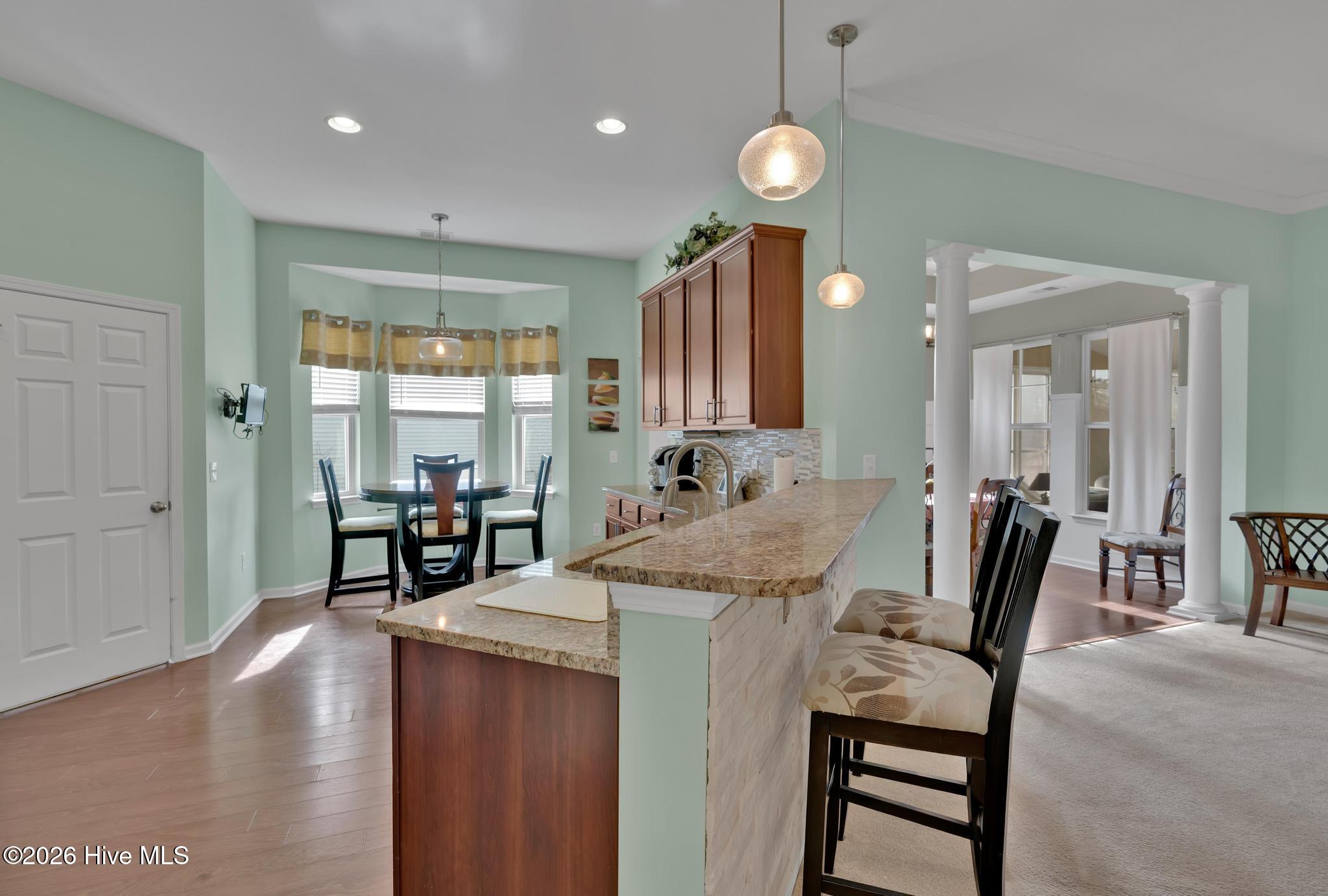 100550349 | Photo 13