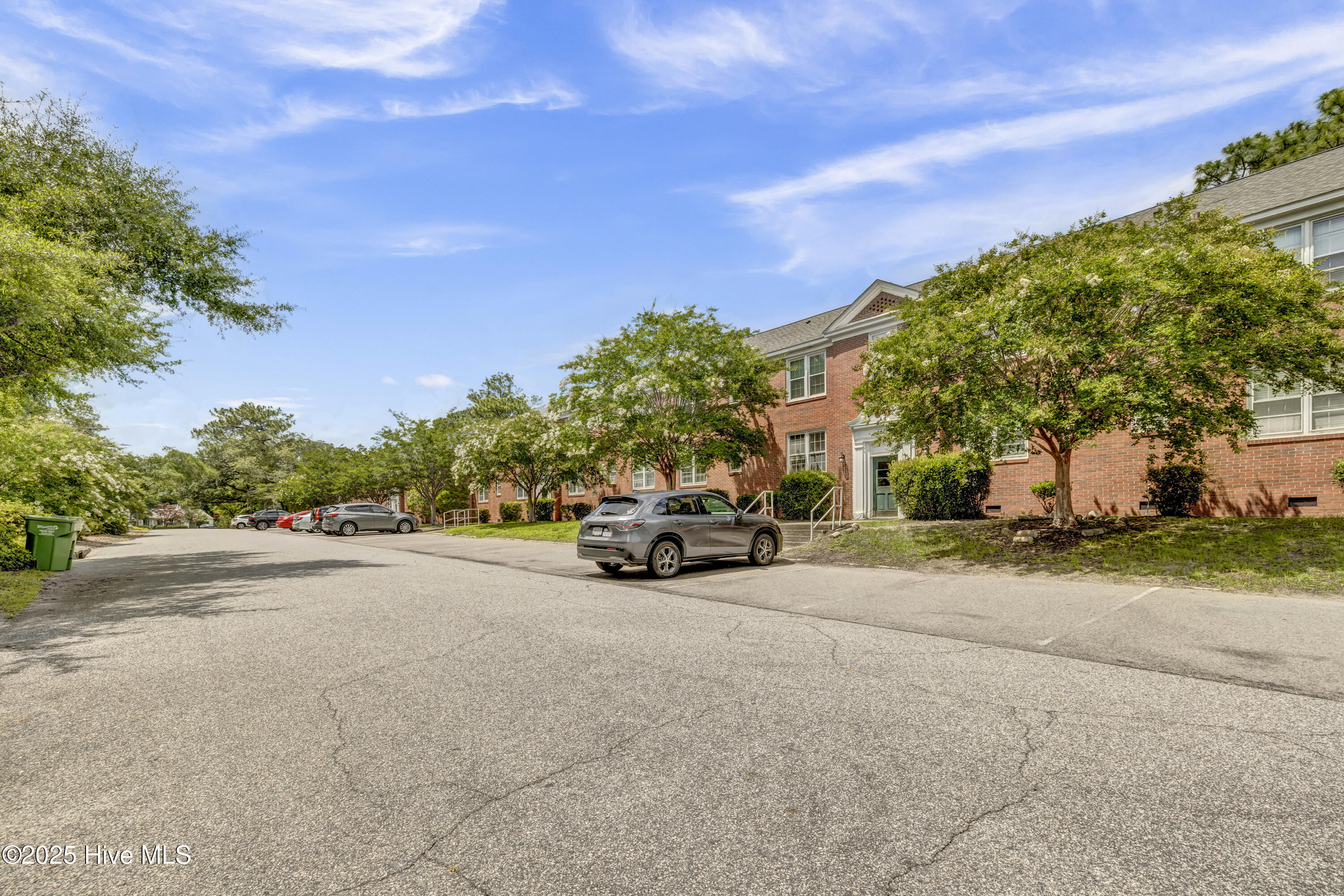 2940 Oleander Drive F5, Wilmington, NC 28403 – photo 4: 2940 Oleander Drive, F5