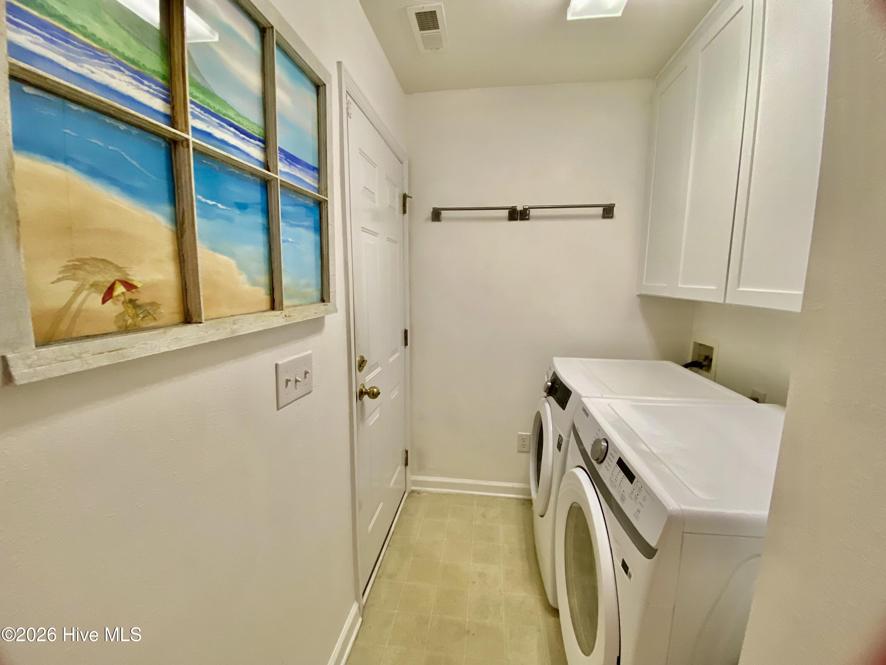 100555896 | Photo 44