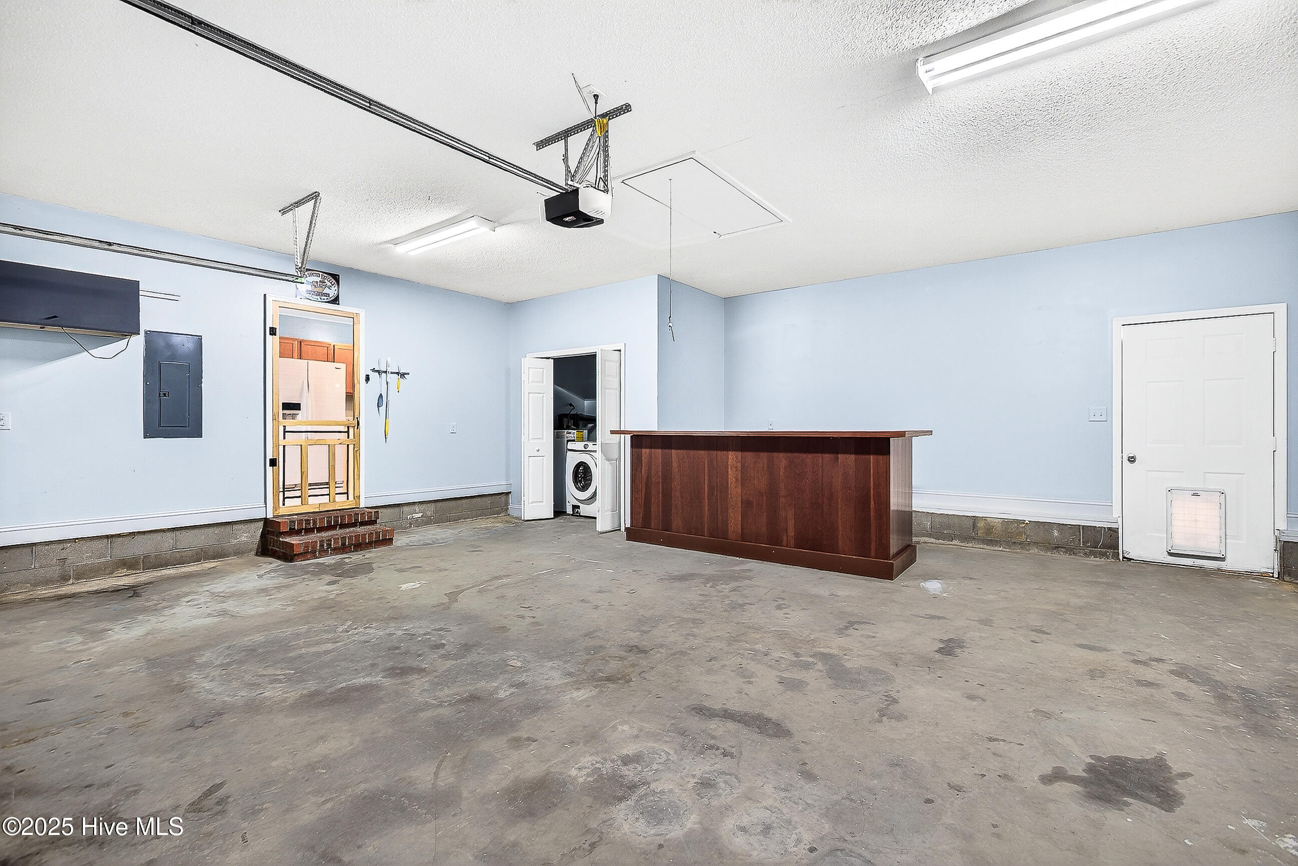 100538786 | Photo 22