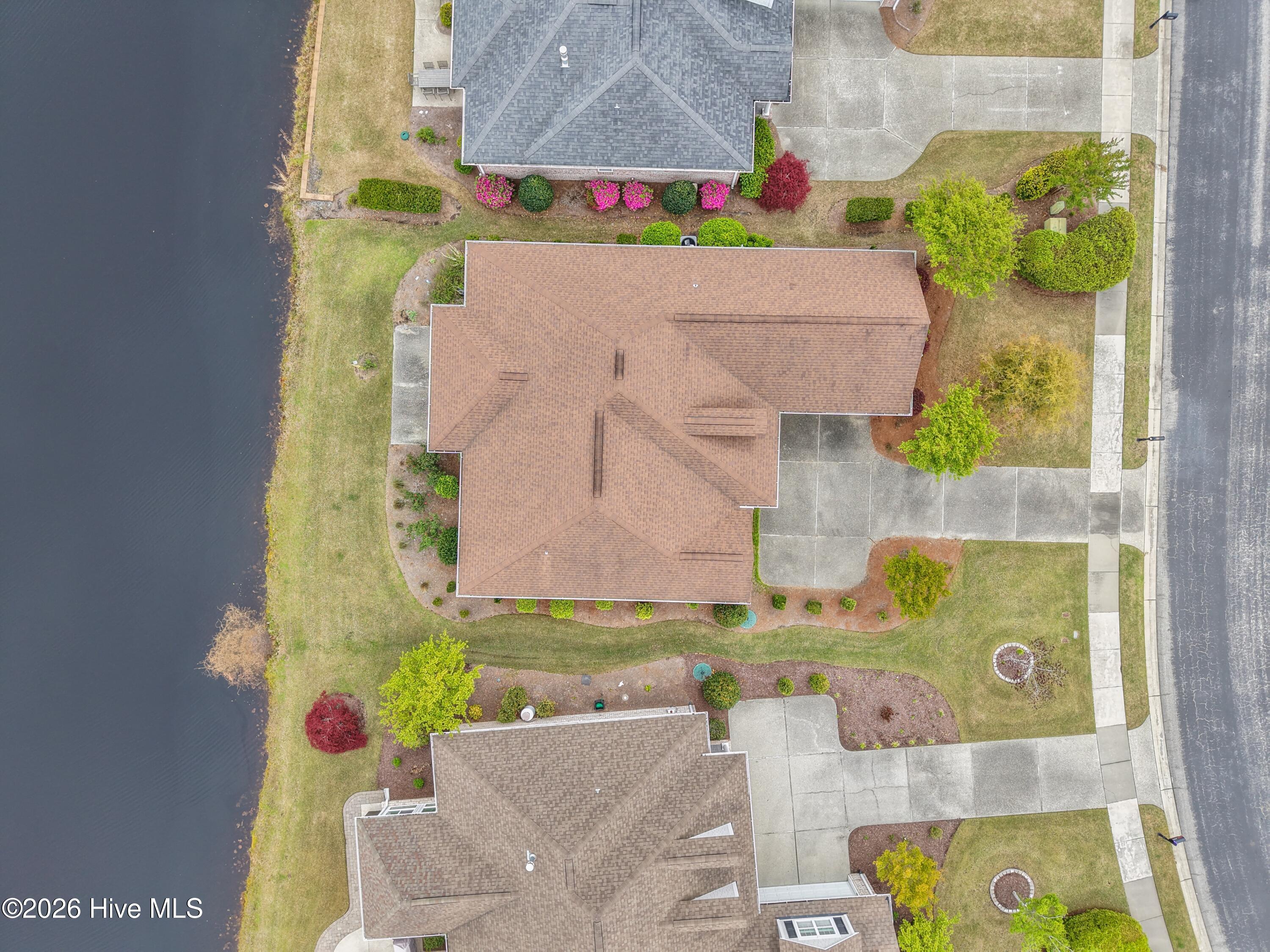 100565695 | Photo 39