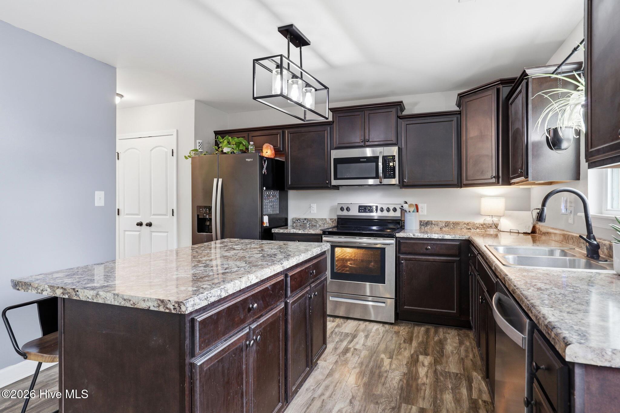 605 Coral Reef Court,Sneads Ferry