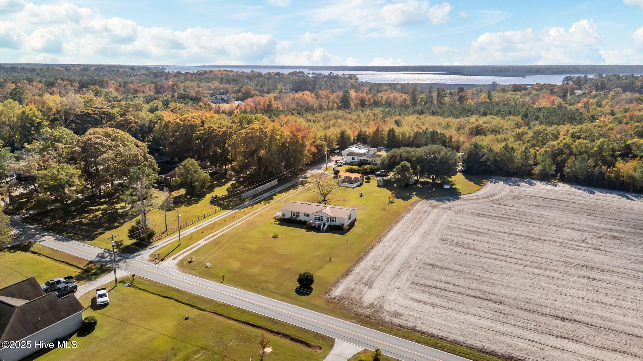 100540304 | Photo 28