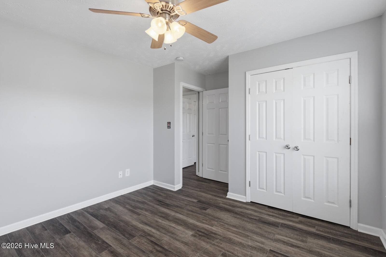 100569948 | Photo 22