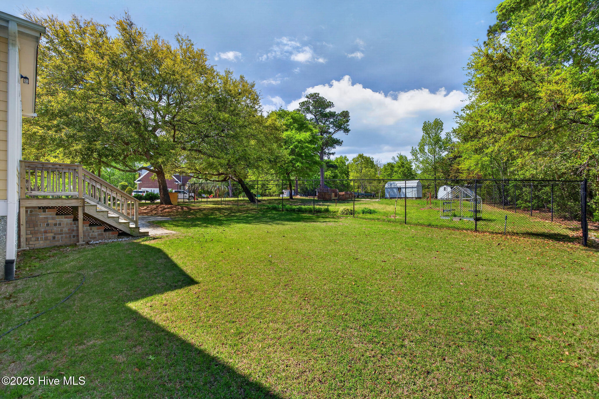 100566414 | Photo 19