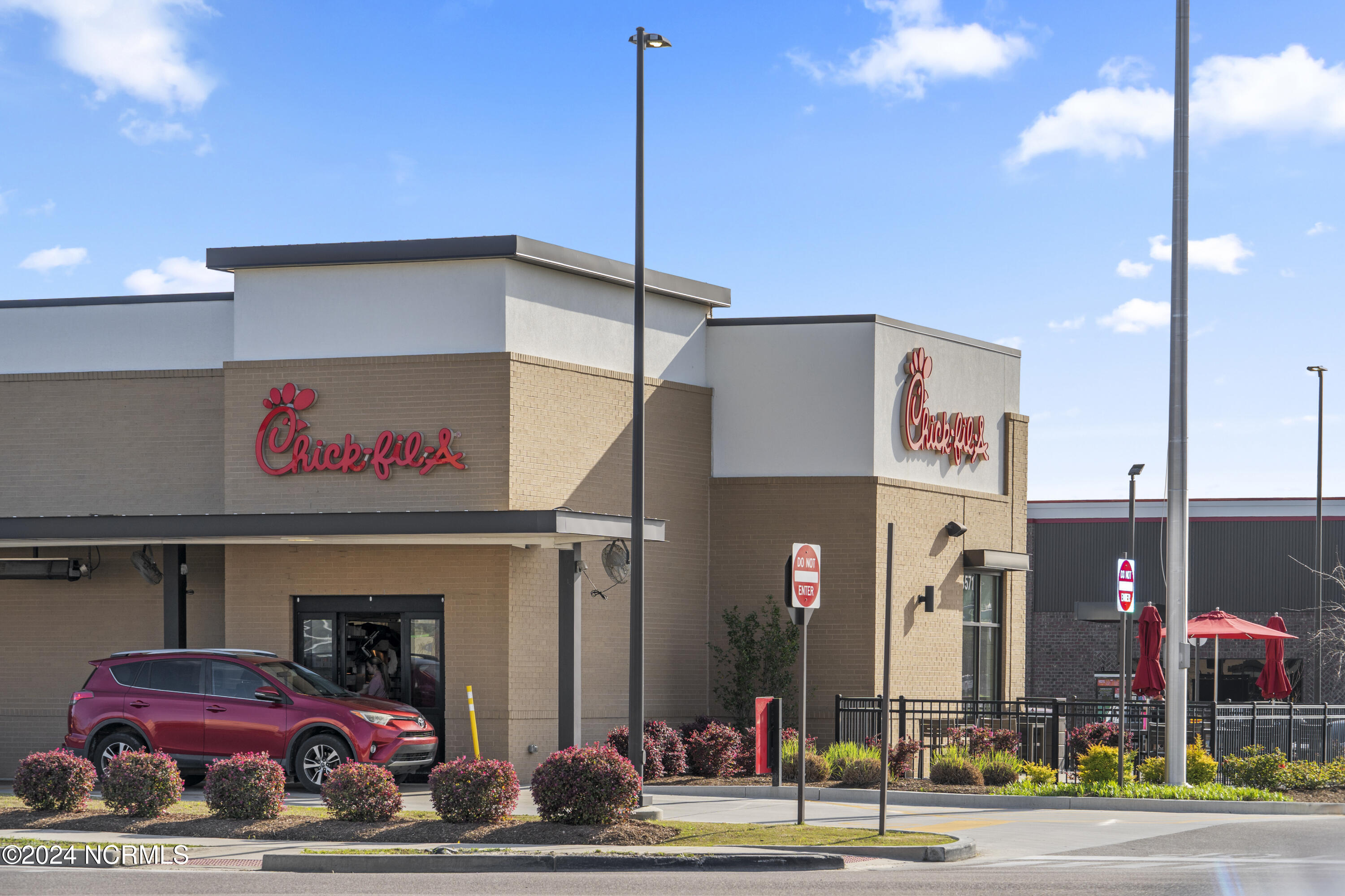 100555719 | Photo 33