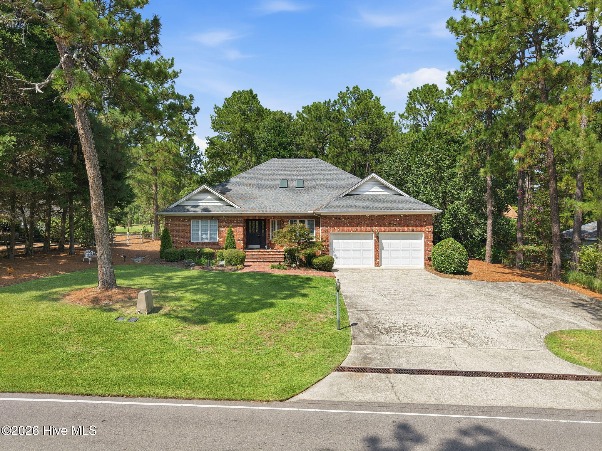 Exterior photo of 885 Monticello Drive, Pinehurst, NC 28374. MLS: 100599716