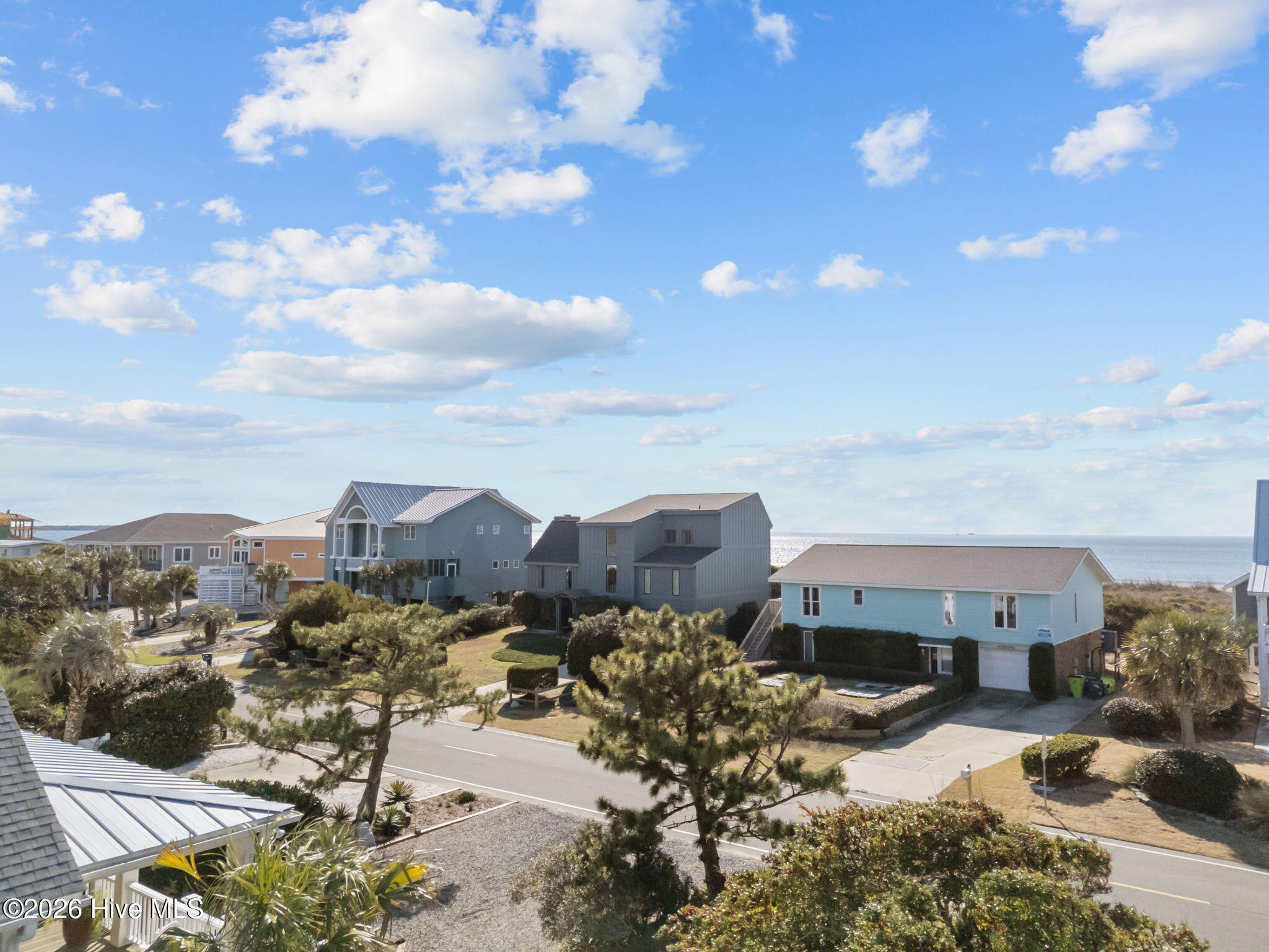 100550406 | Photo 29