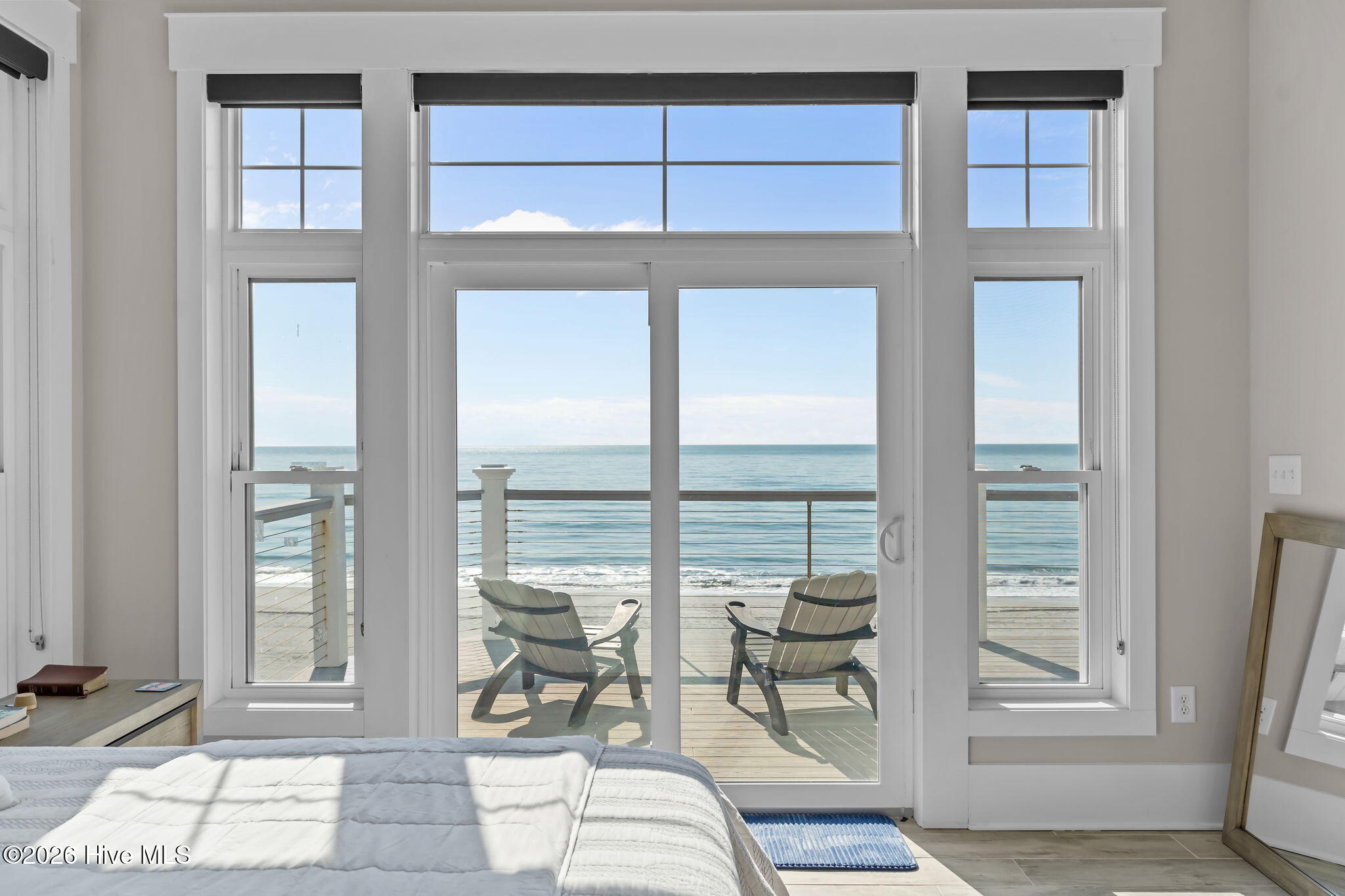 100554272 | Photo 24