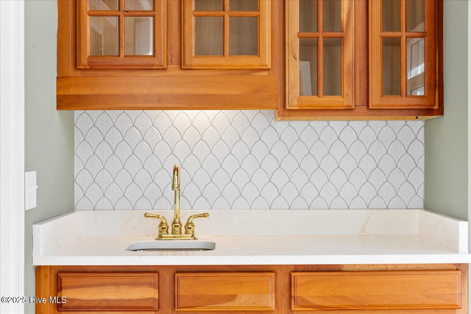 100539645 | Photo 18