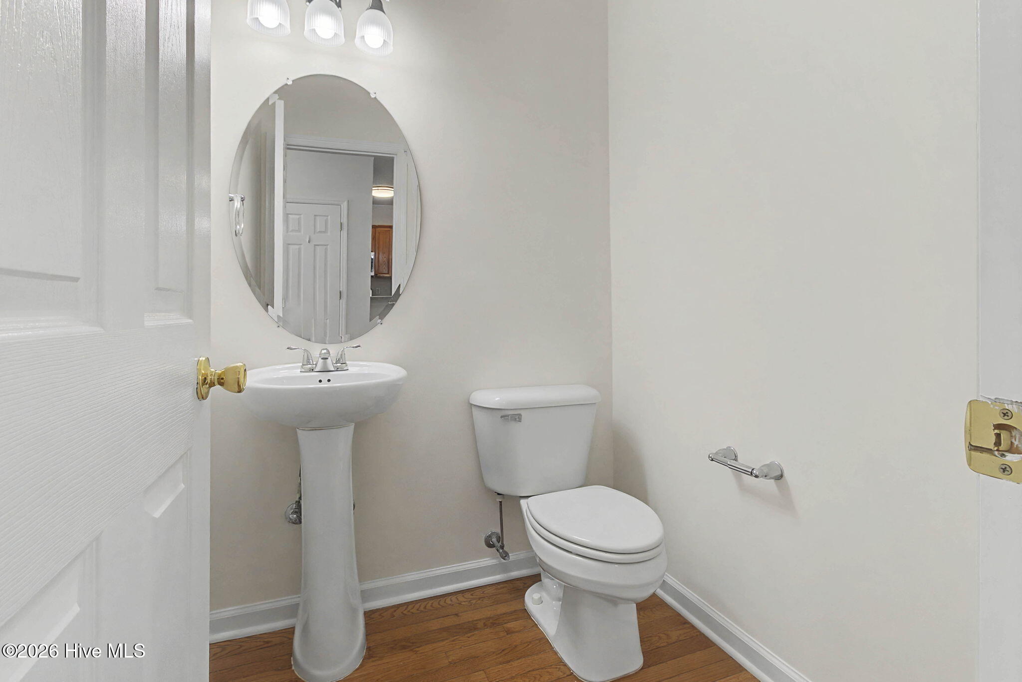 100547779 | Photo 21