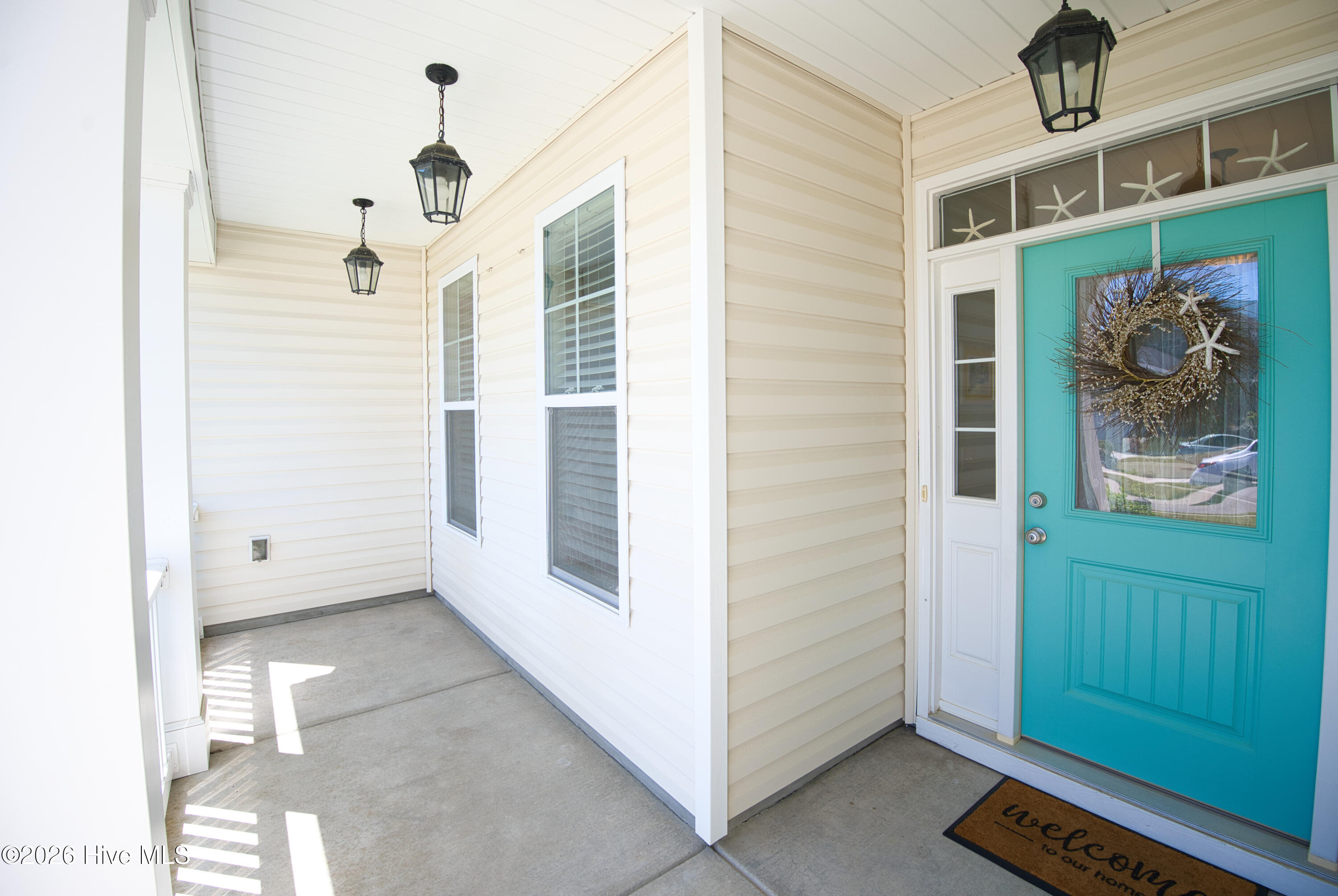 100567363 | Photo 10