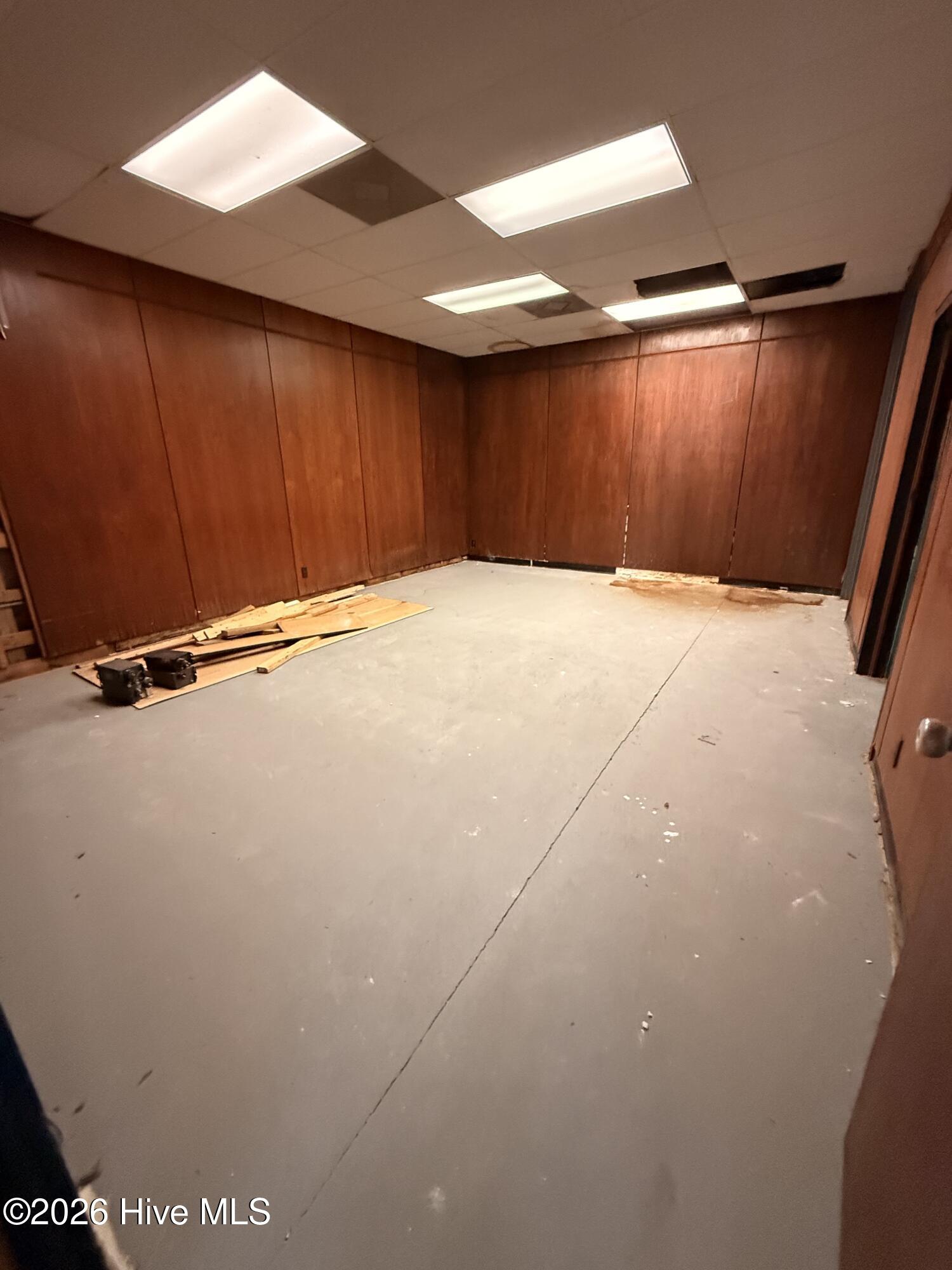 100561316 | Photo 20