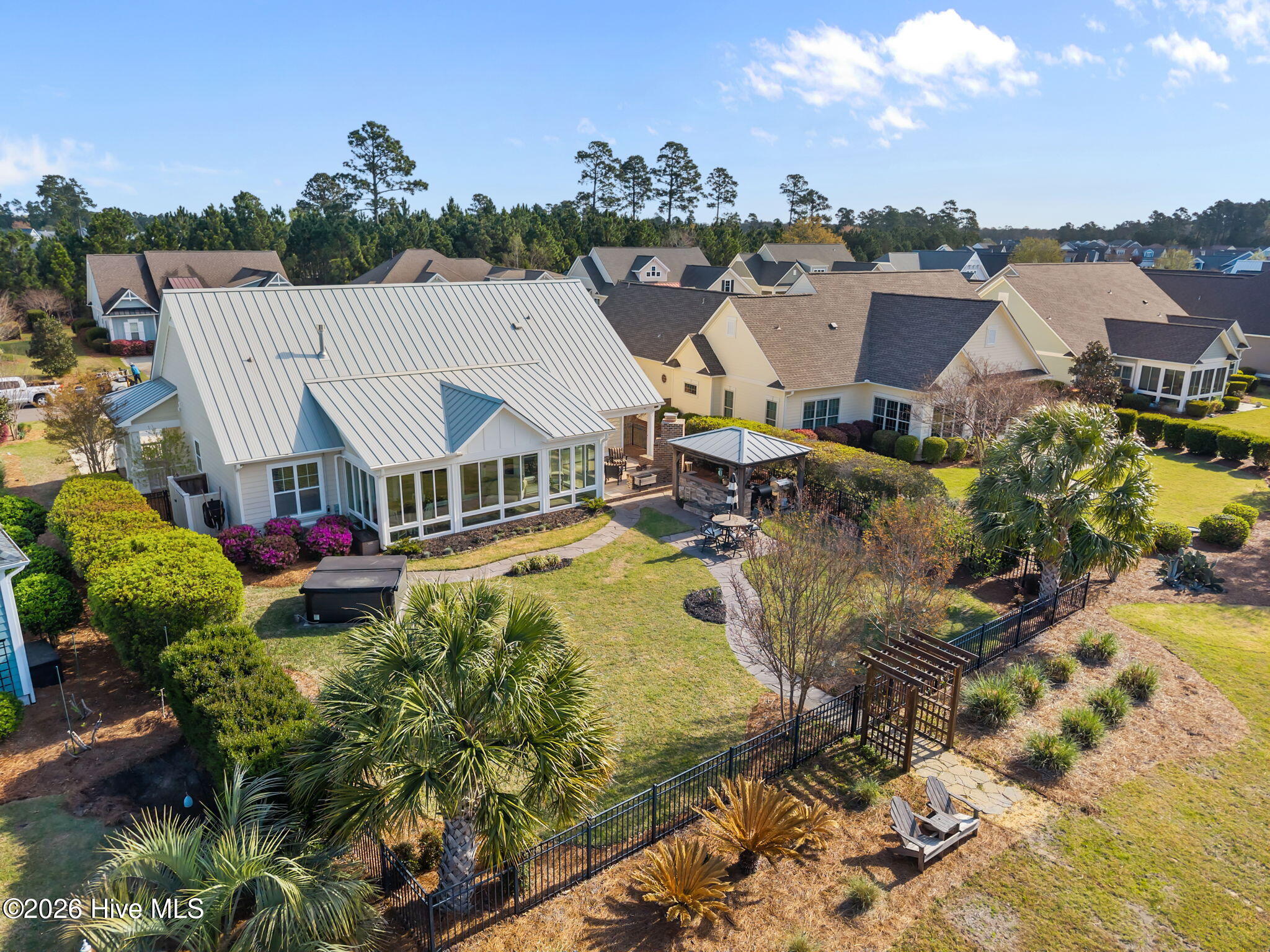 100564215 | Photo 62