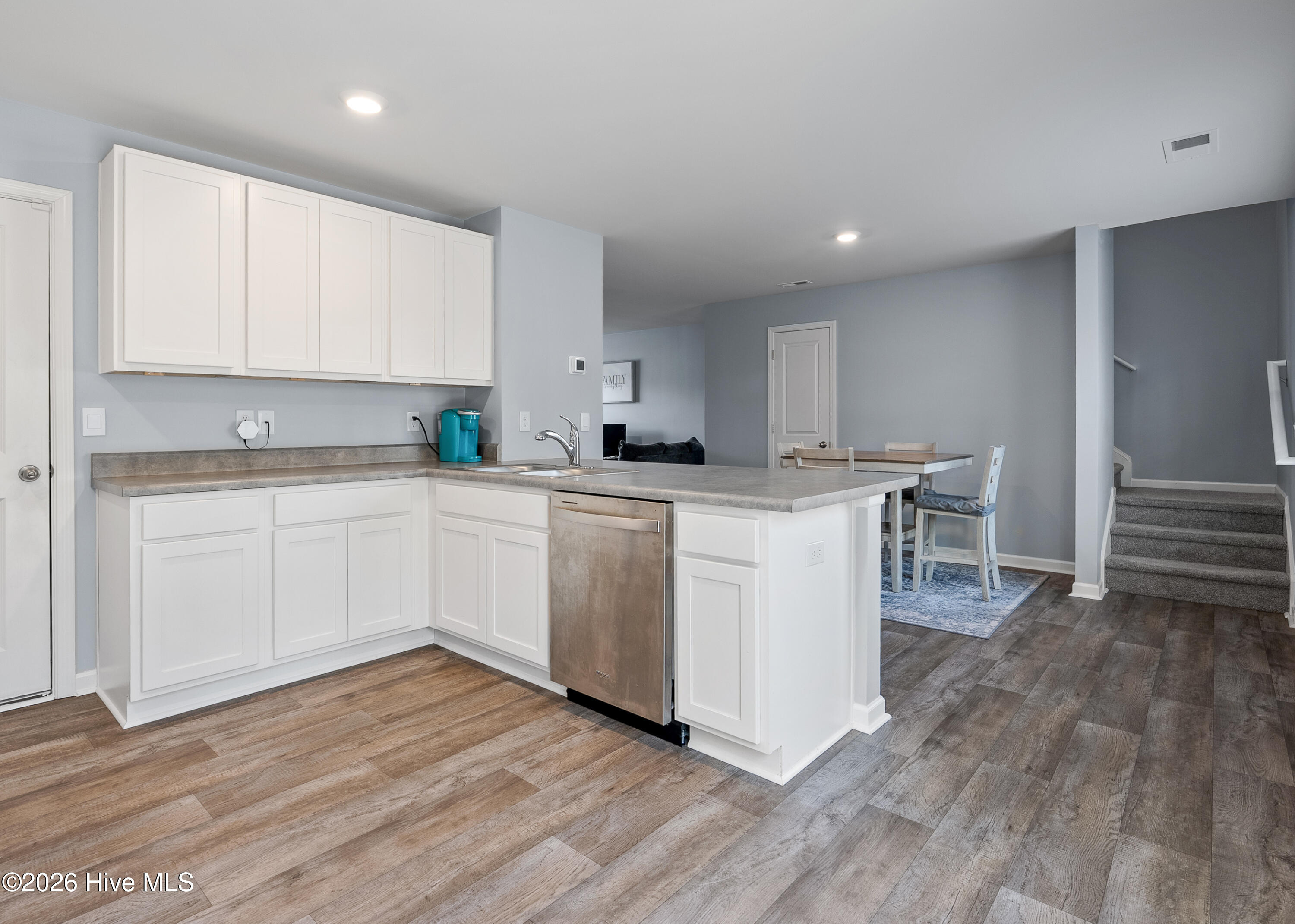 100550400 | Photo 14