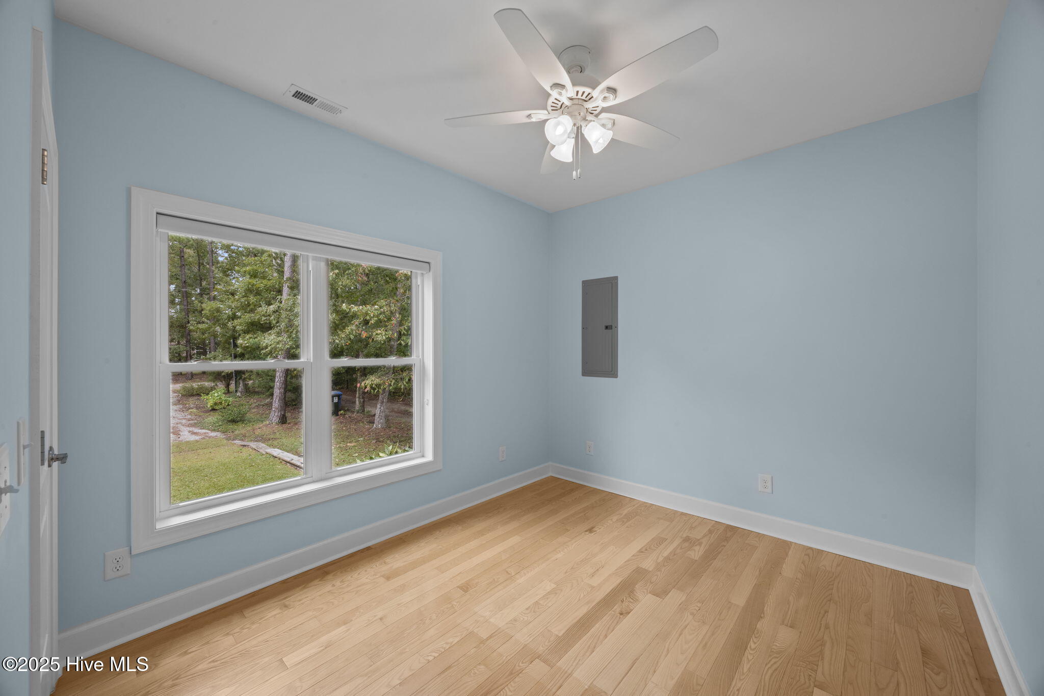 402 Whittaker Point Road,Oriental