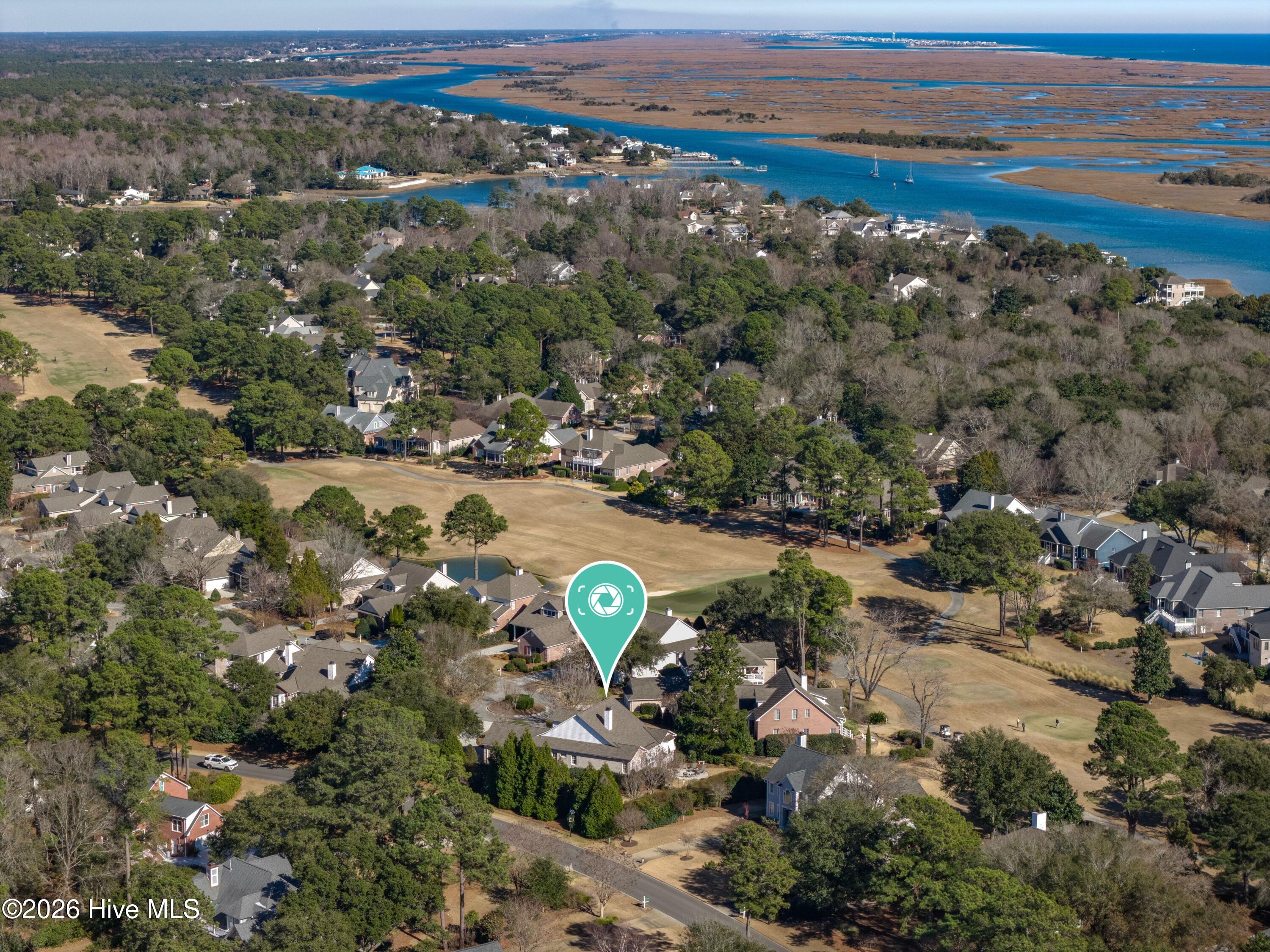 100548957 | Photo 43